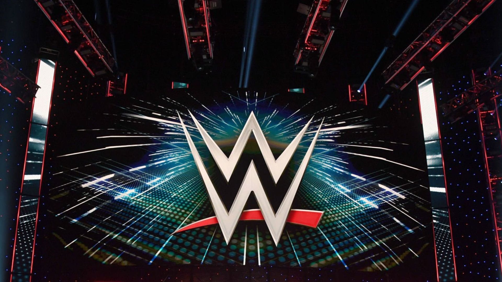 2-time World Heavyweight Champion removed from internal roster