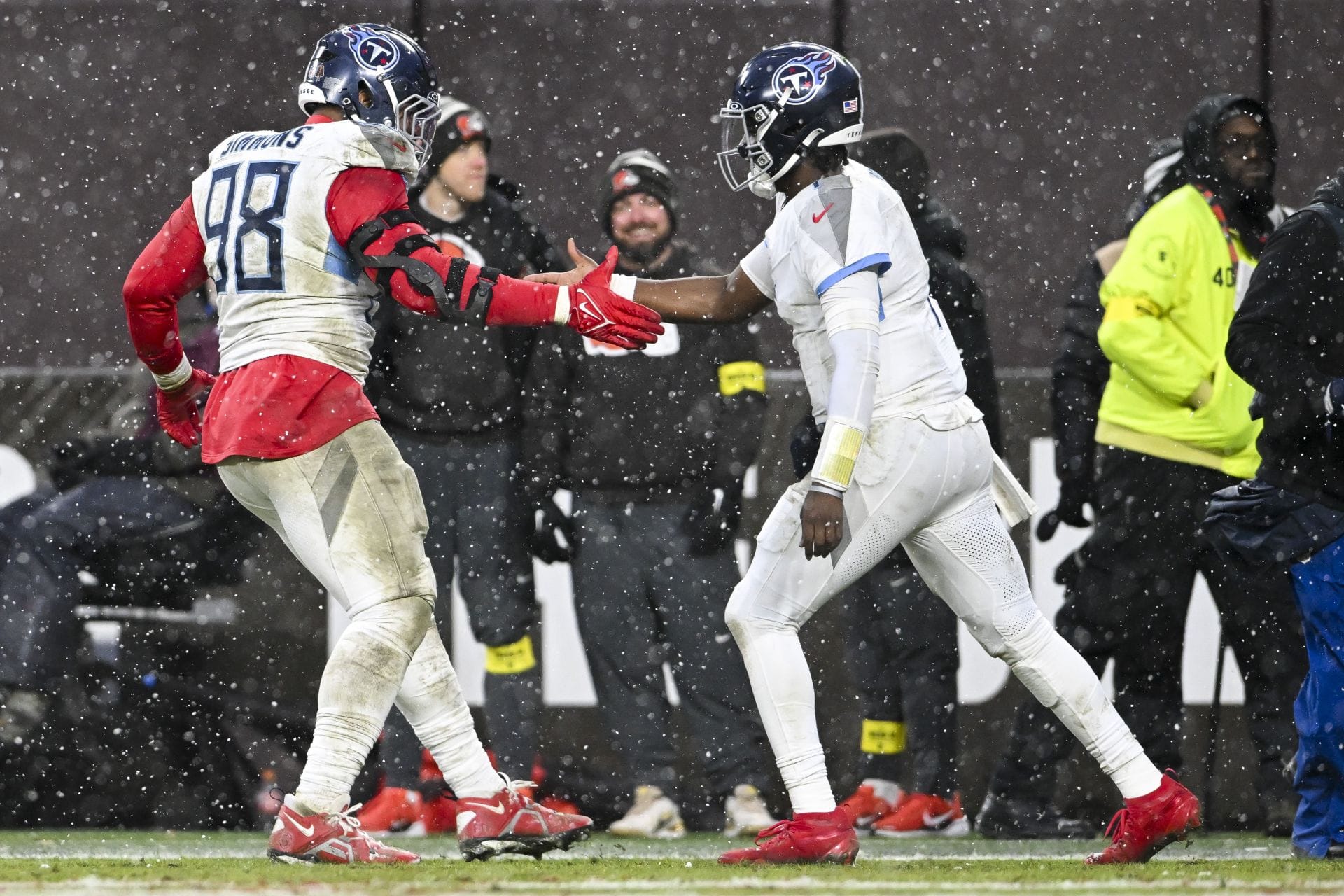 Titans' Jeffery Simmons makes his feelings known about Cam Ward after failed rookie year