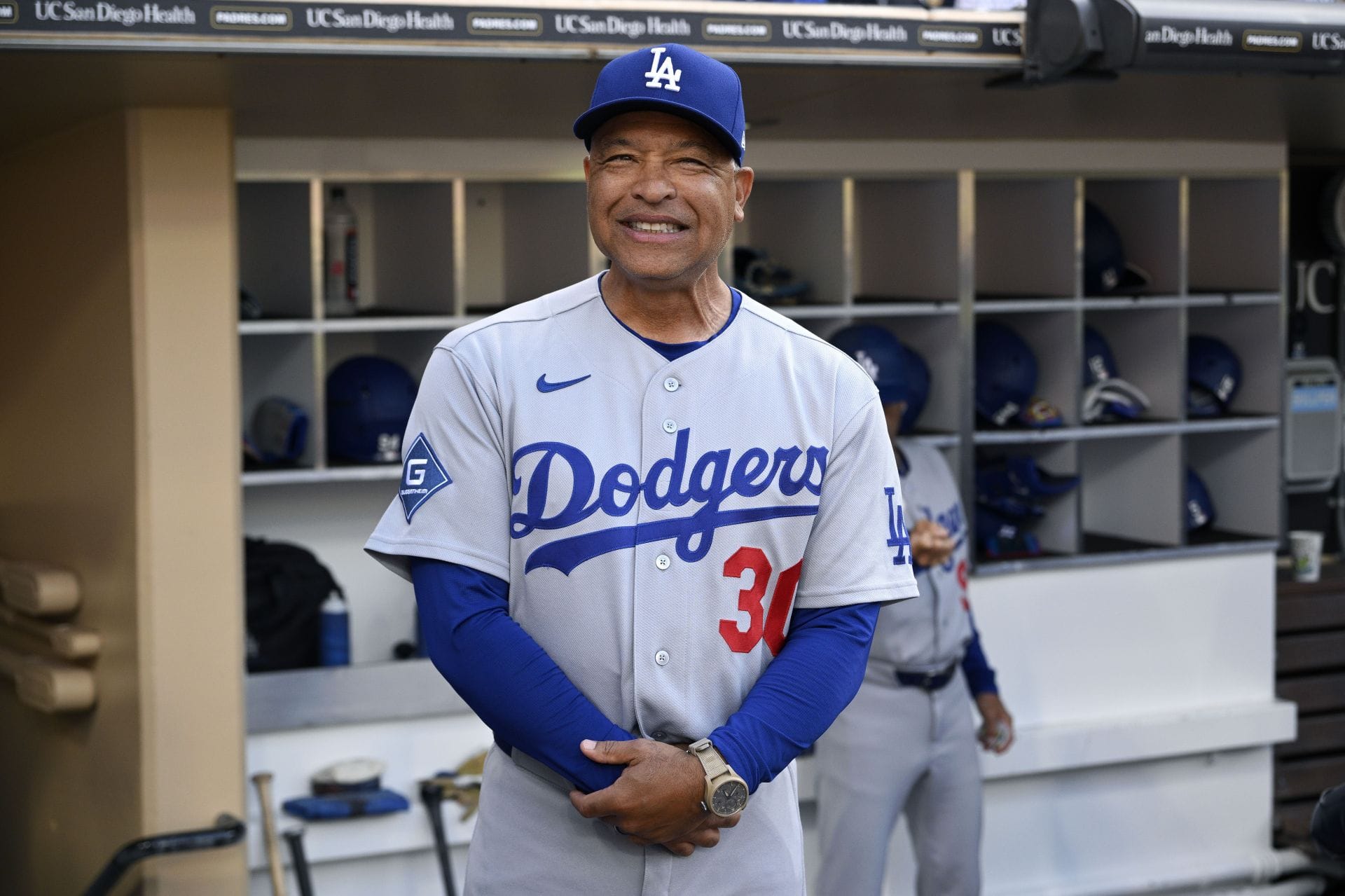 $72M Dodgers star's wife gives 2-word verdict on Dave Roberts after the Dodgers skipper's 1000th win