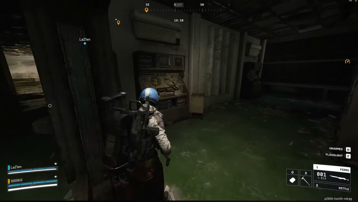 Saqueie os itens dentro da sala (Imagem via Embark Studios || YouTube/@guide2play)