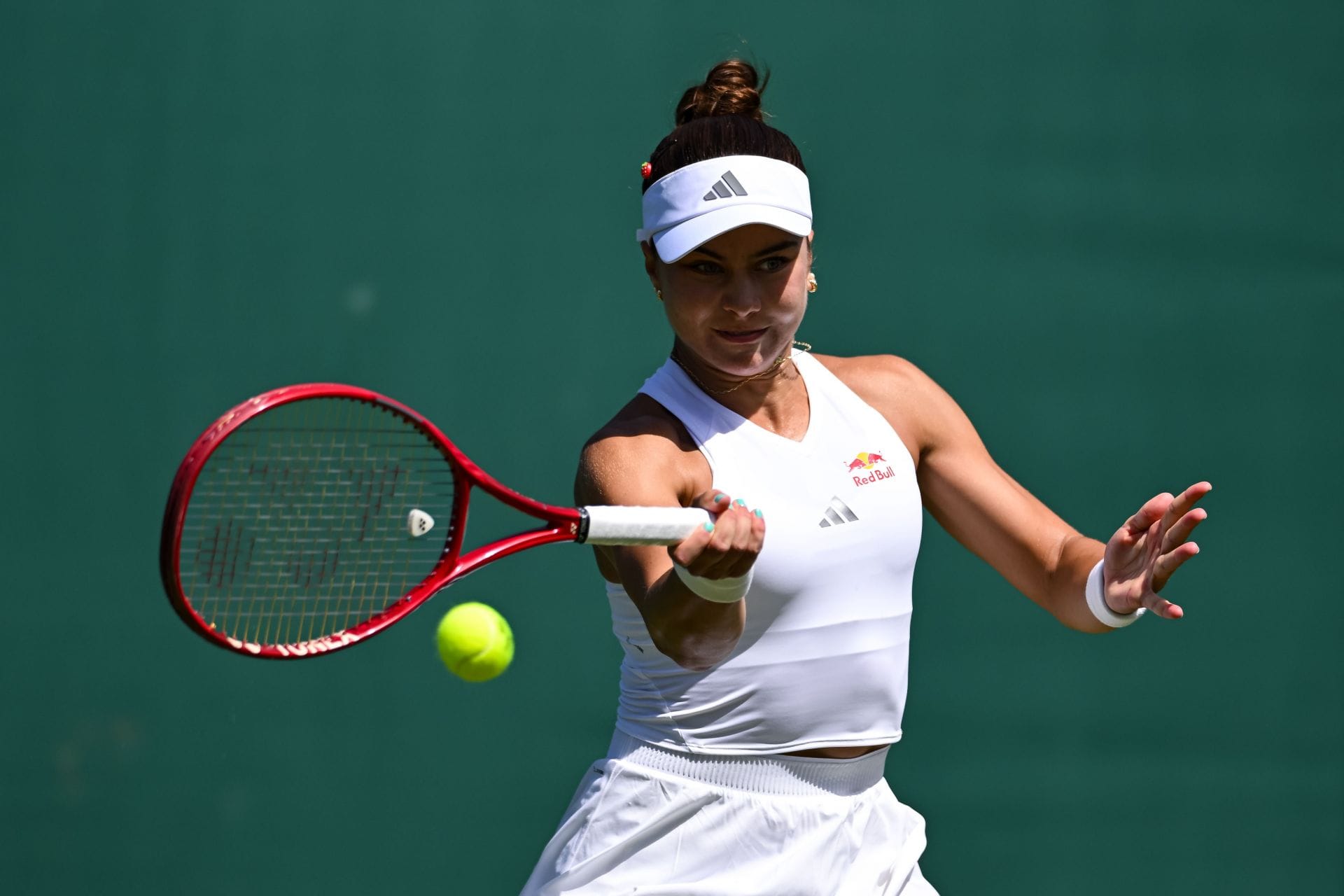 Jovic em Wimbledon 2026 (fonte da imagem: Getty)