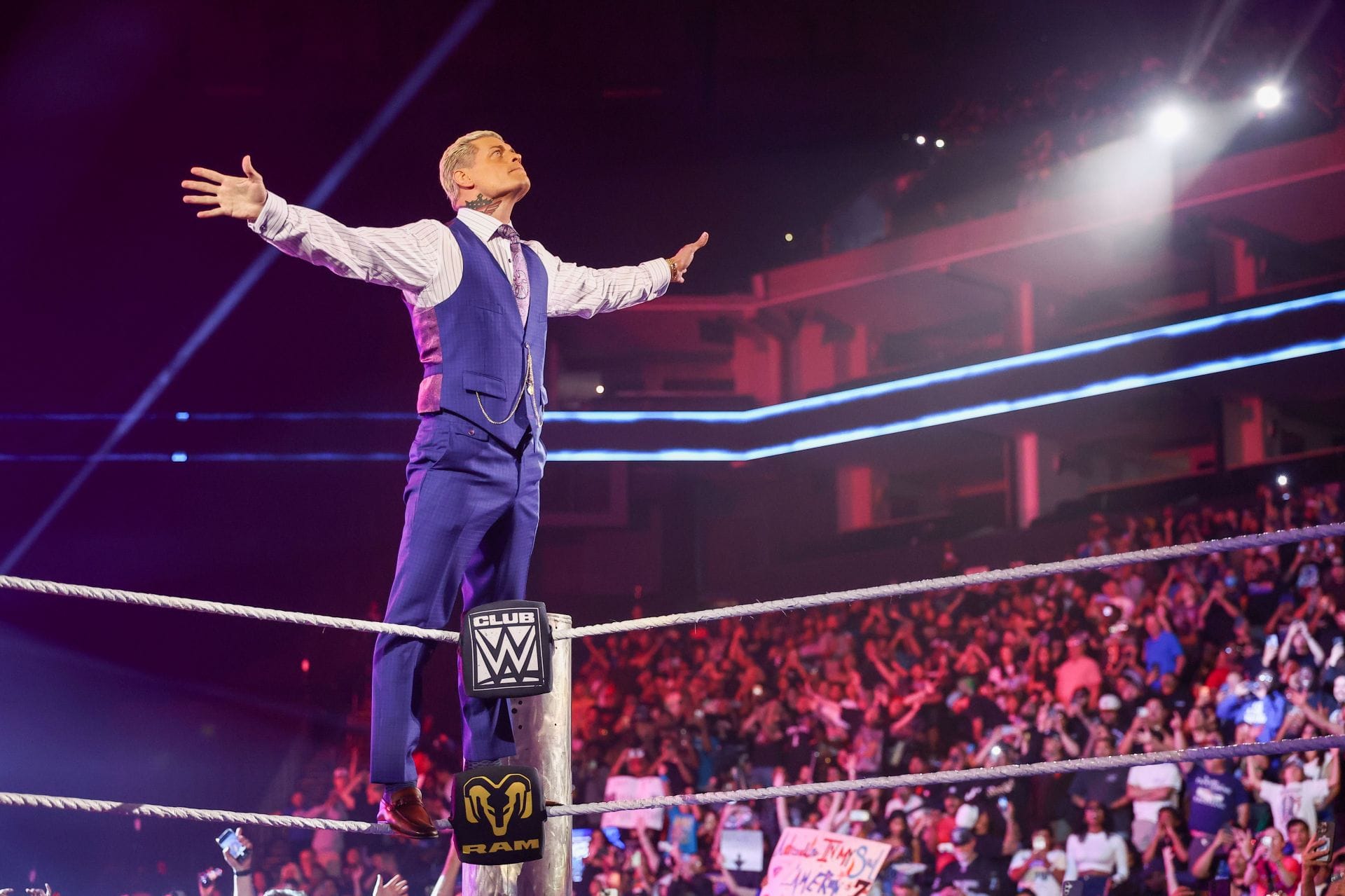 What time does WWE SmackDown start tonight? US, UK, India & more (July 31, 2026)