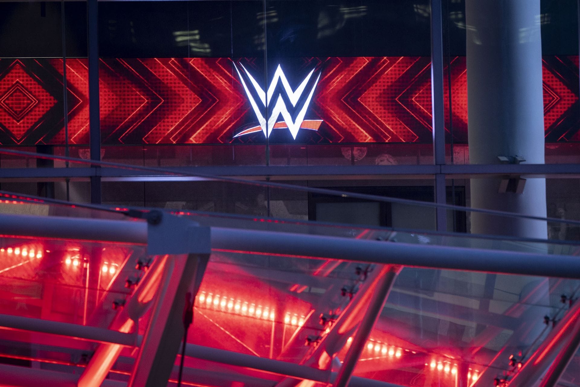 Former WWE name, Sting, and top champion among others announced for virtual signings - Reports