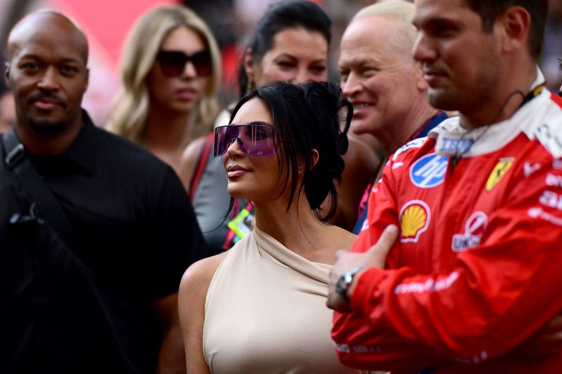 Lewis Hamilton's girlfriend Kim Kardashian 'lakemaxxes' in a black bikini as the F1 summer break begins