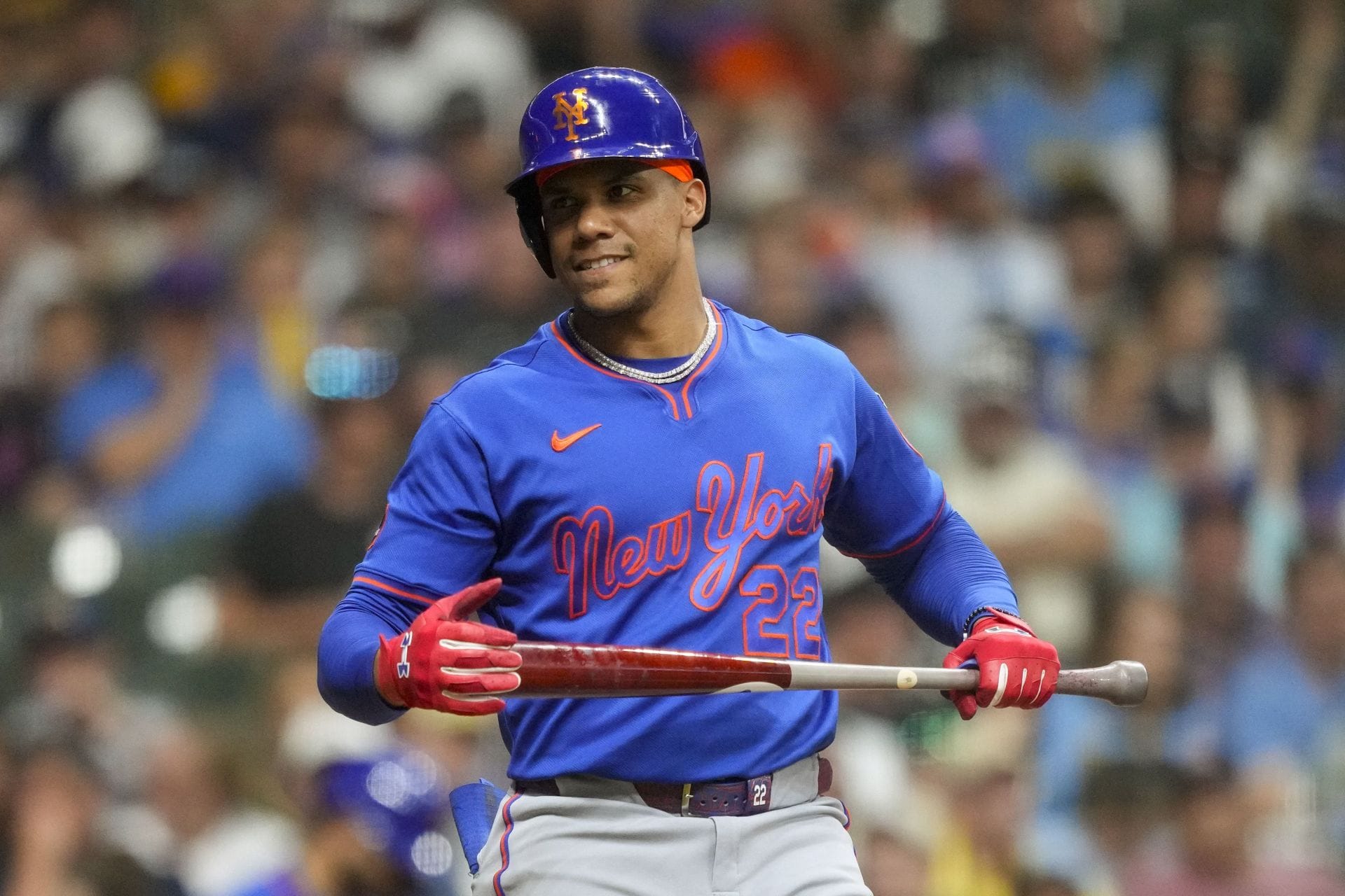"Francisco Lindor doesn't get a role?" - Fans have plenty to say after Juan Soto joins Emma Stone's upcoming romantic comedy