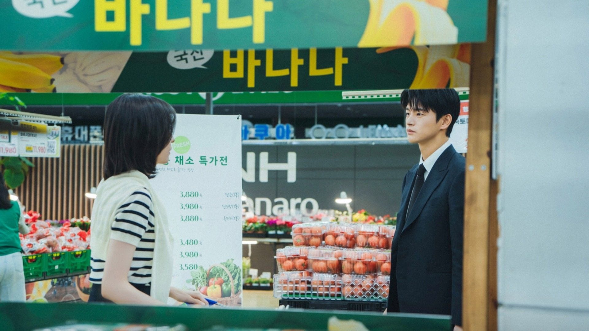 Still de Vejo você no trabalho amanhã! (Imagem via X/@CJnDrama)