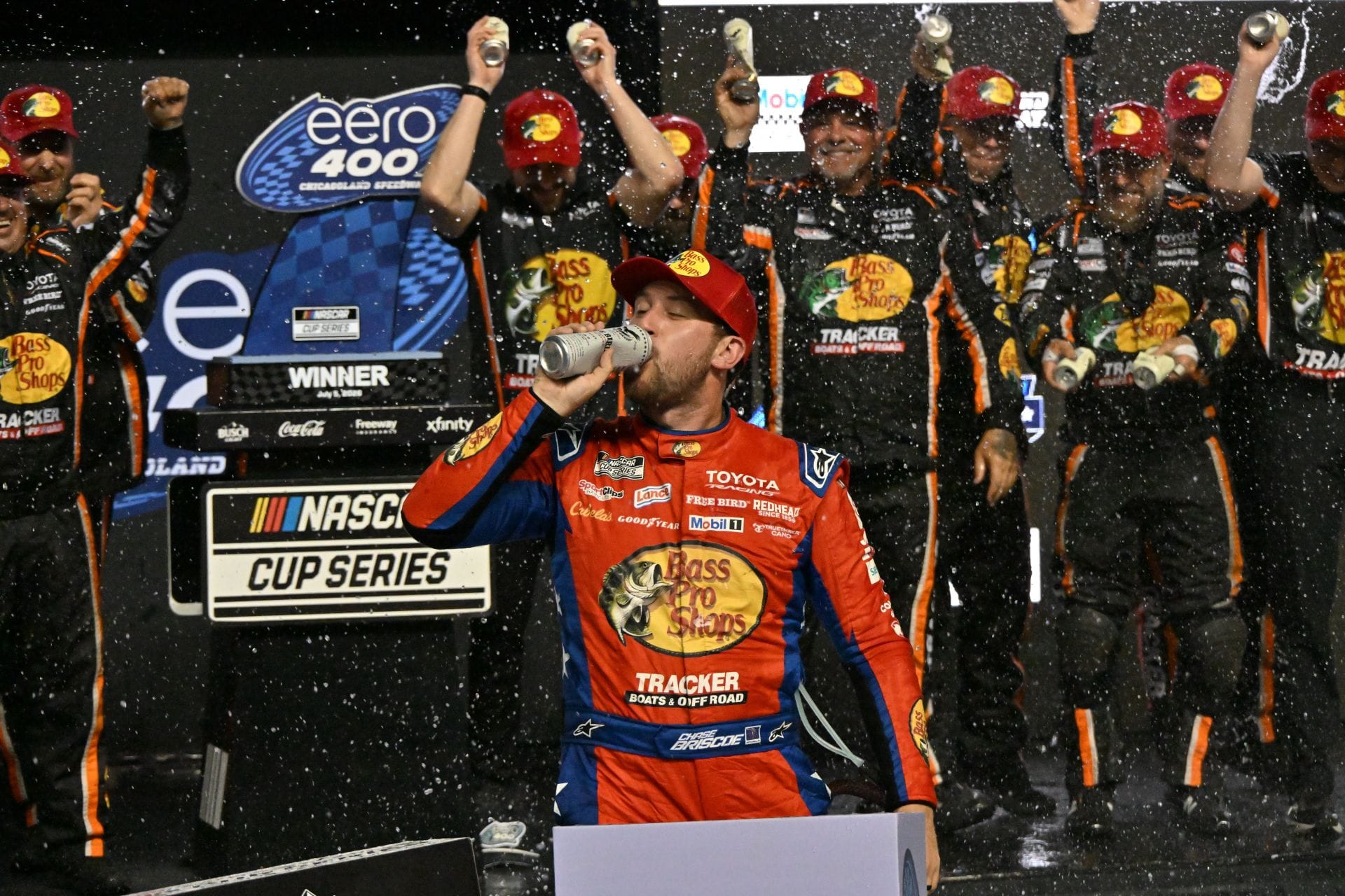 Chase Briscoe holds off JGR teammate for thrilling Chicagoland win: “I didn’t see this coming”