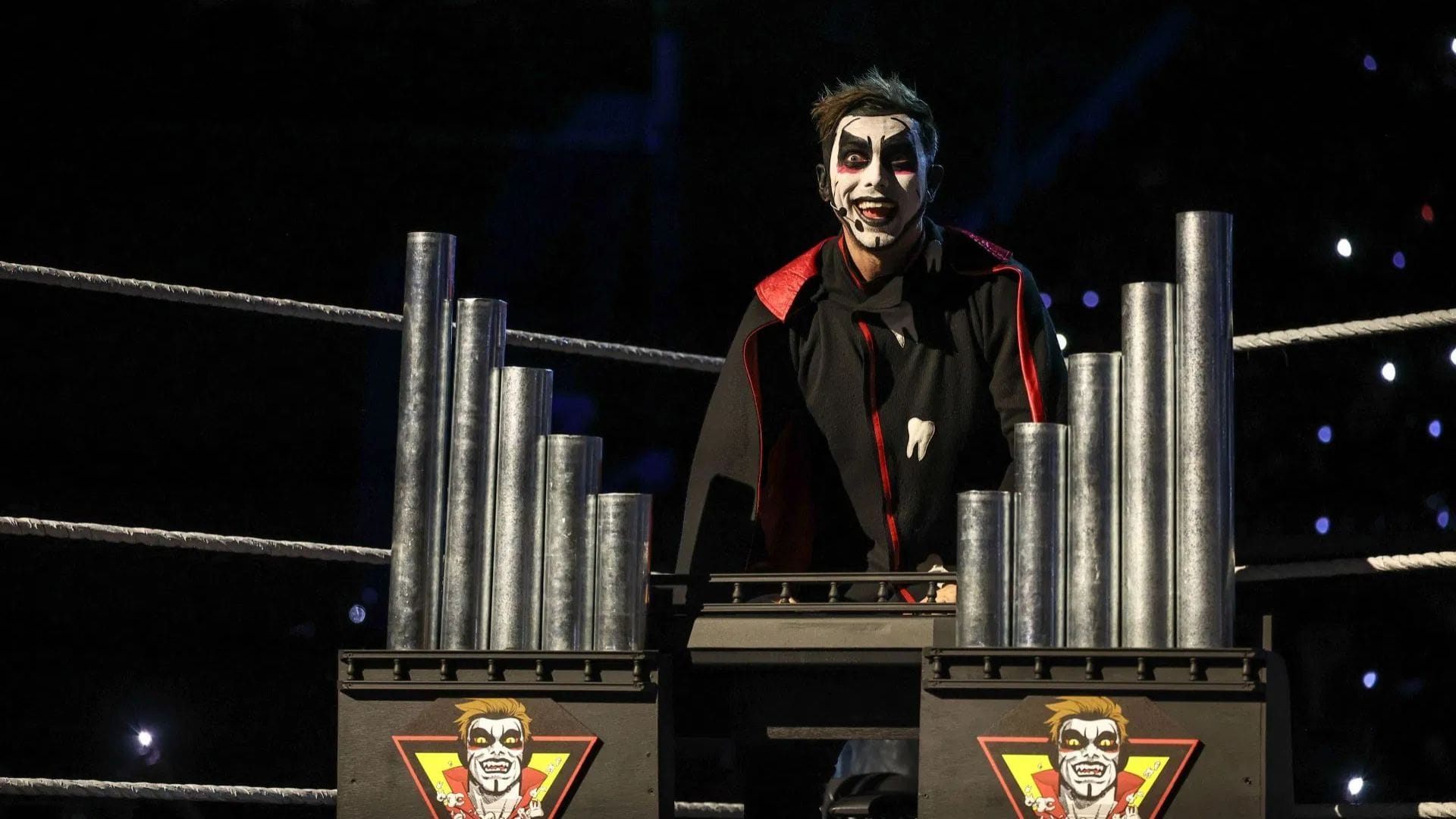 "Enjoy Your Curse" - Danhausen Shuts Down WWE Fan