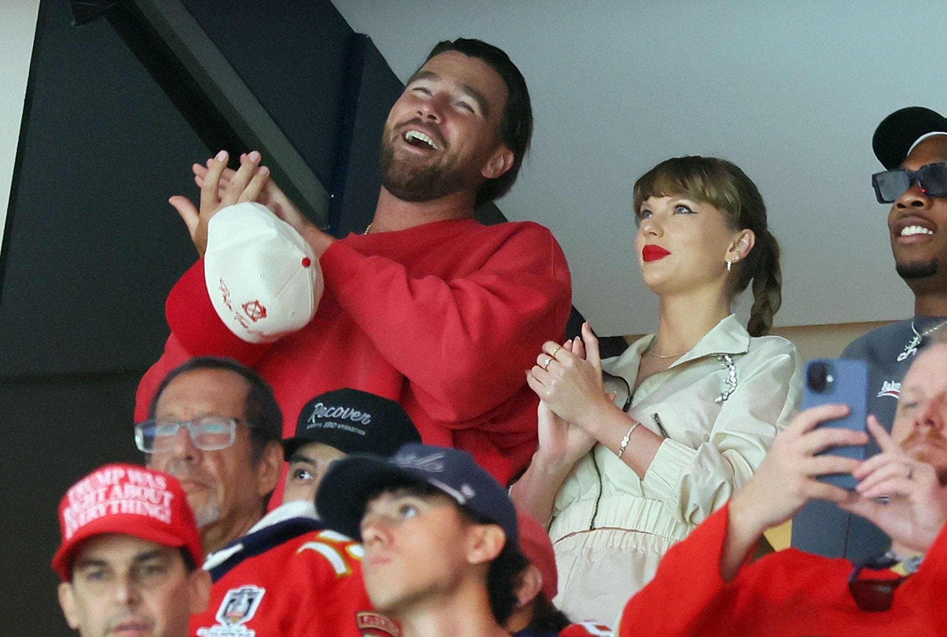 "Most embarrassing fandom," "Bunch of FREAKS": NFL fans react as Taylor Swift fans begin singalong party outside MSG amid Travis Kelce wedding