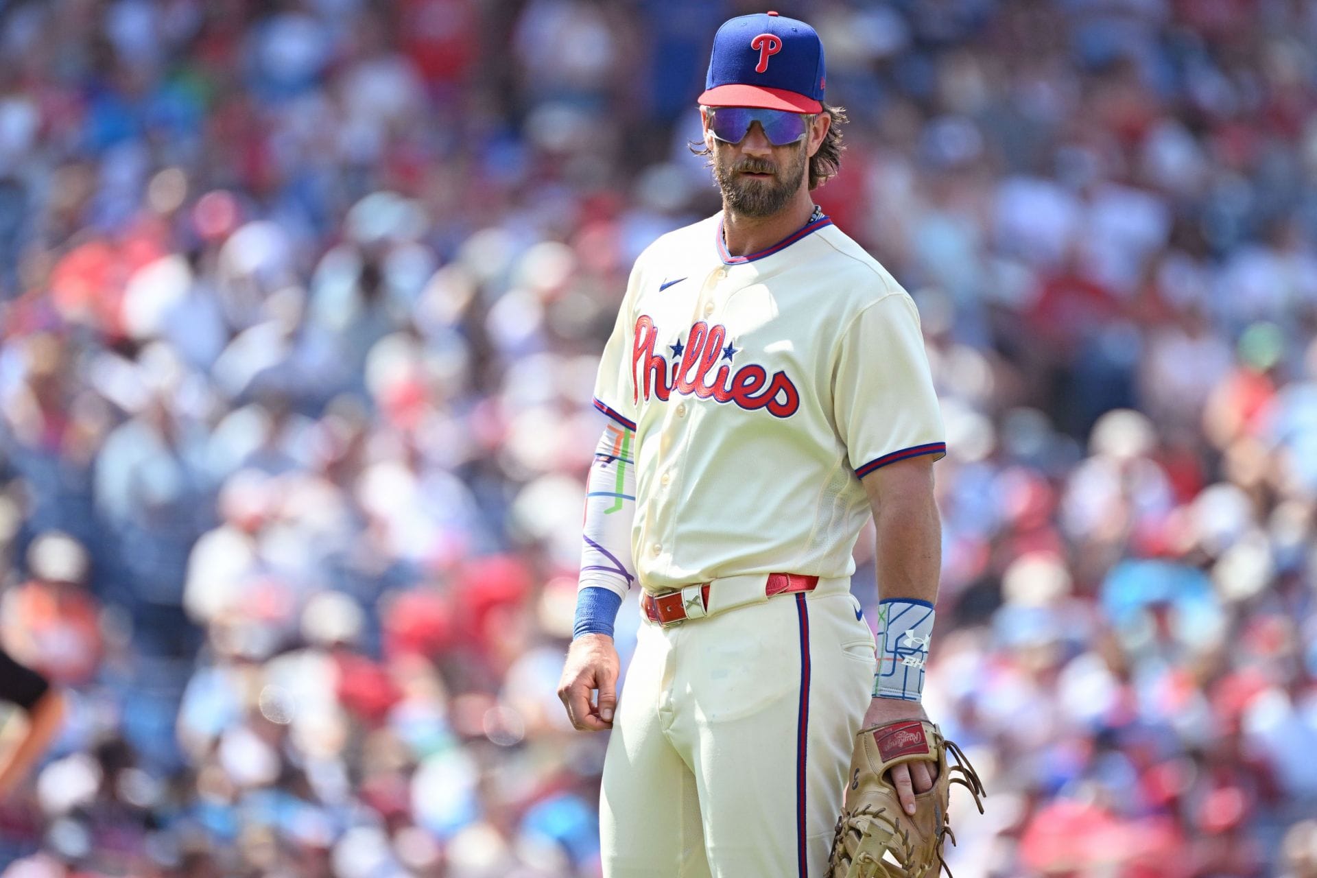 "What's Bryce Harper laughing at" - Fans blast Phillies superstar for throwing shade at $3.5B-worth NL East rivals