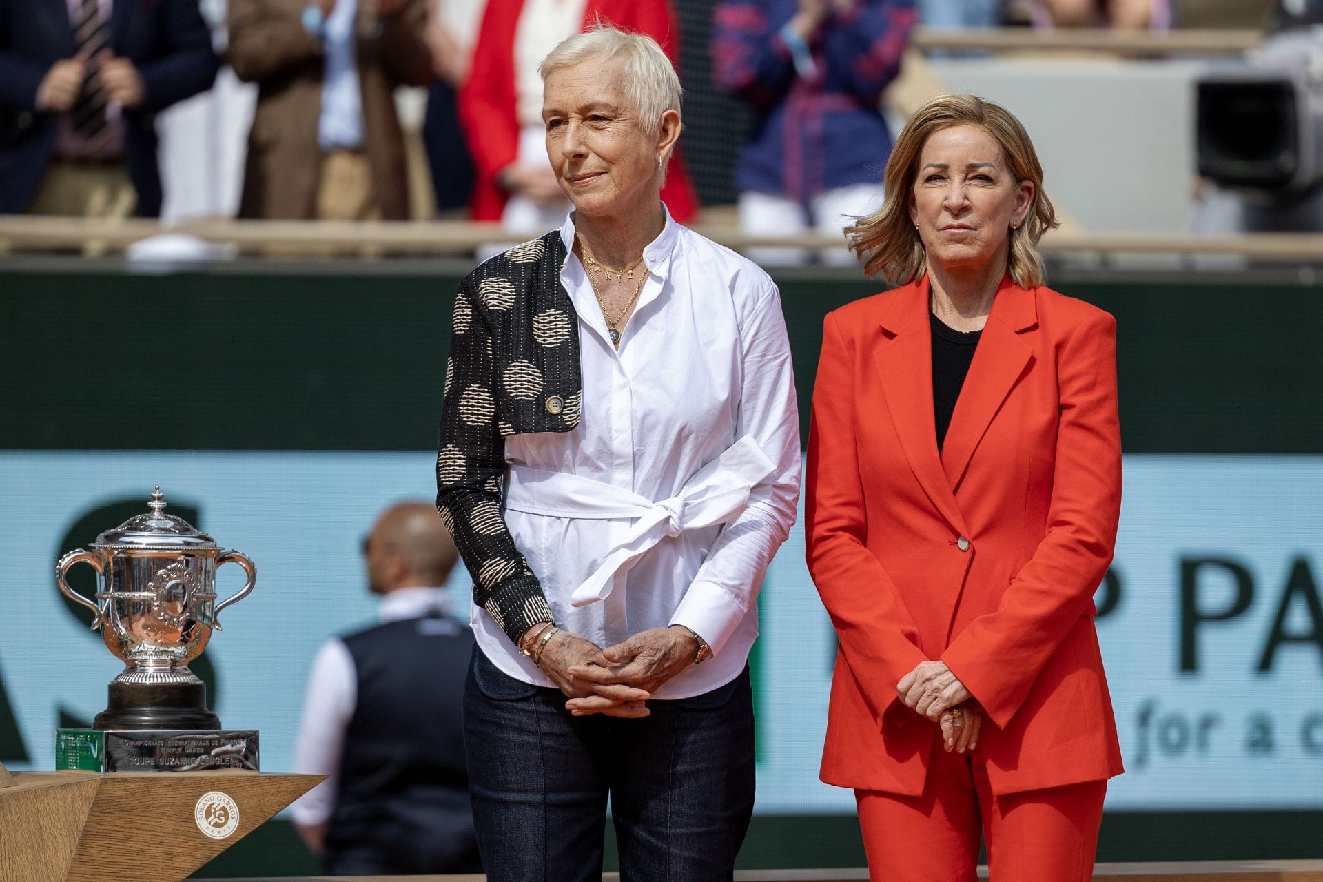 Martina Navratilova gets emotional about Chris Evert's new cancer diagnosis that made their relationship more 'raw'