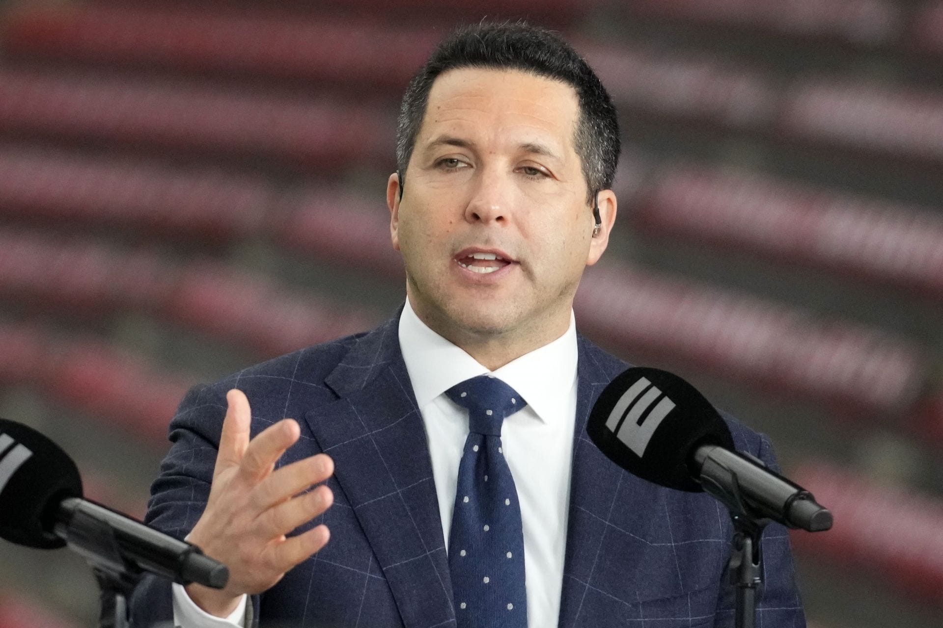 Tony Farmer calls out Adam Schefter over showing compassion to Matt Miller while ignoring Dianna Russini-Mike Vrabel scandal