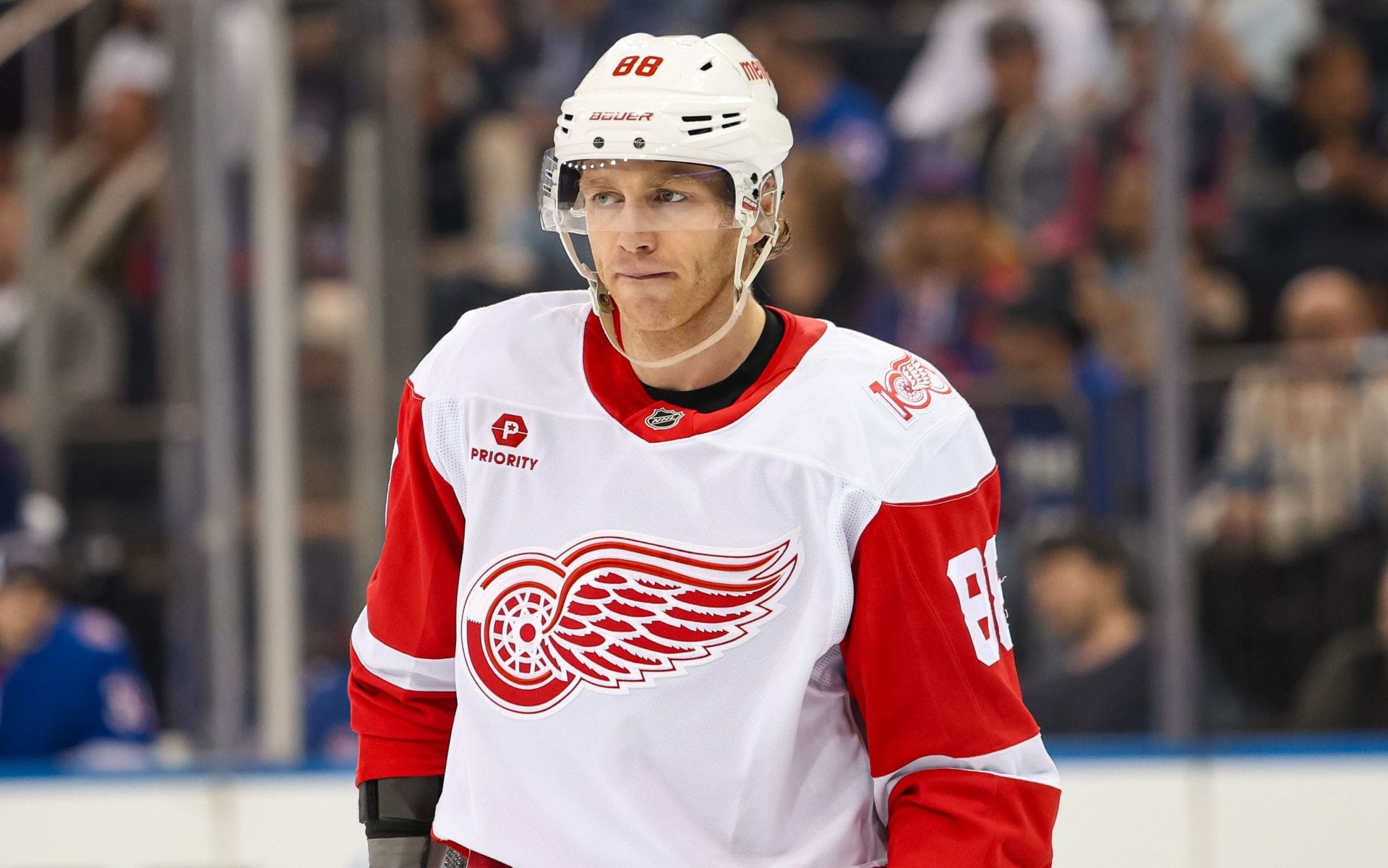 Jonathan Toews get candid about Patrick Kane's return to Chicago - "I’m straight-up jealous"