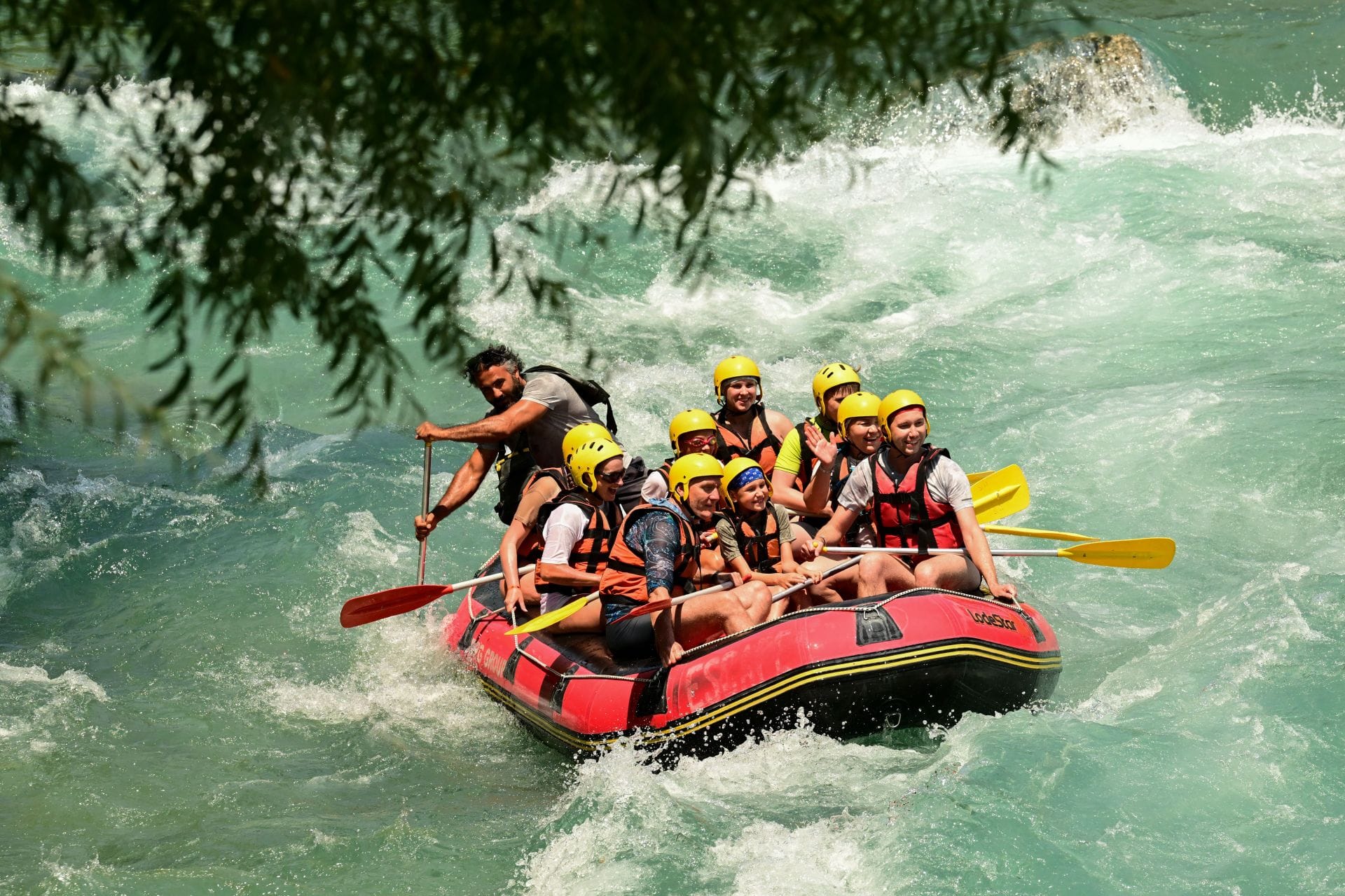 3 safety measures you must keep in mind for rafting in India