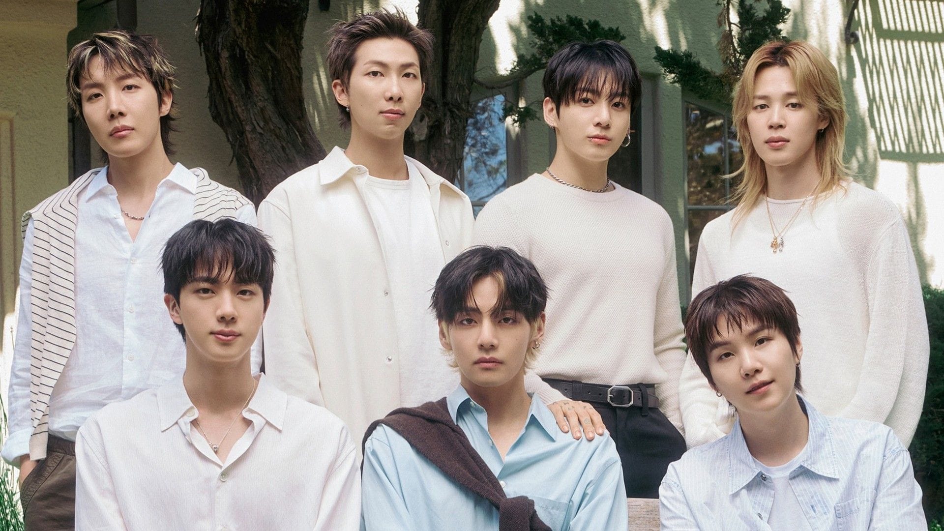 "This isn't a BTS problem" - Fans push back after viral Reddit post claims girlfriend's obsession with the K-pop act ruined relationship