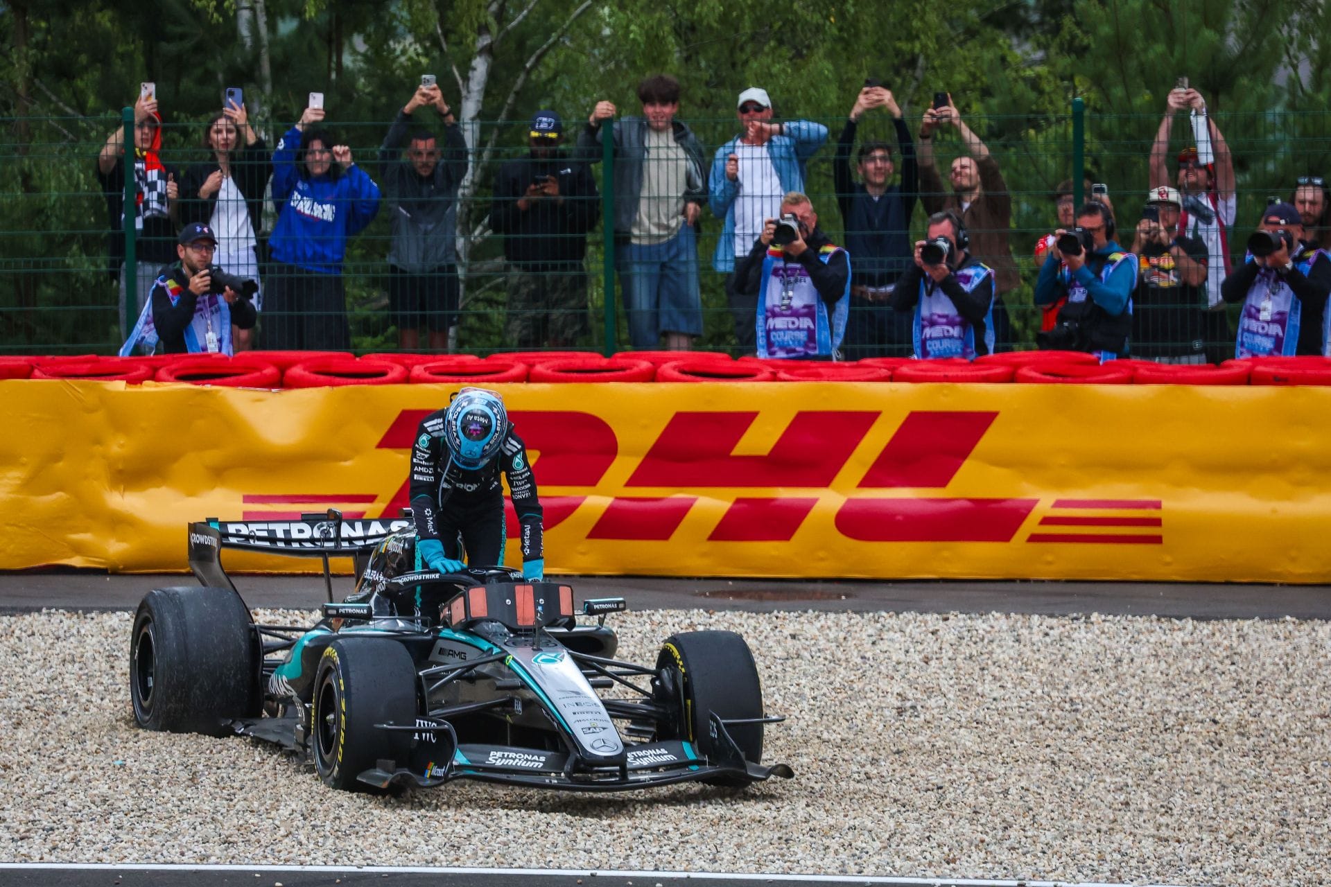 George Russell makes a shocking revelation about his car after an early DNF  in the F1 Belgian GP