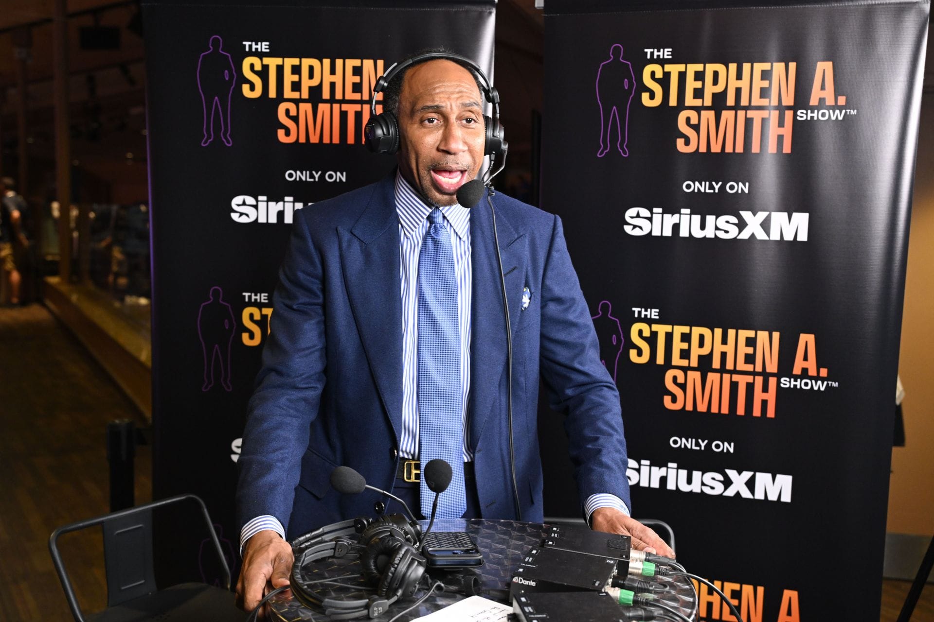 "It's destructive & pathetic": 49ers analyst rips Stephen A. Smith for "fanning the flames of white vs black conflict for engagement" with Lakers take