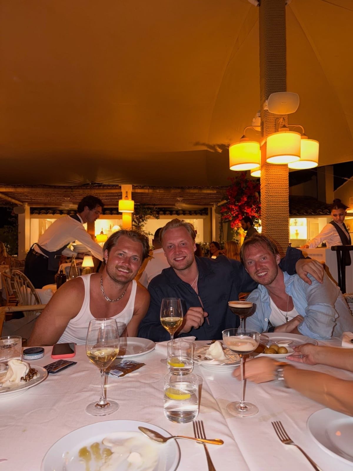 In Photos: William Nylander and brother Alex link up with Rasmus Sandin for offseason getaway