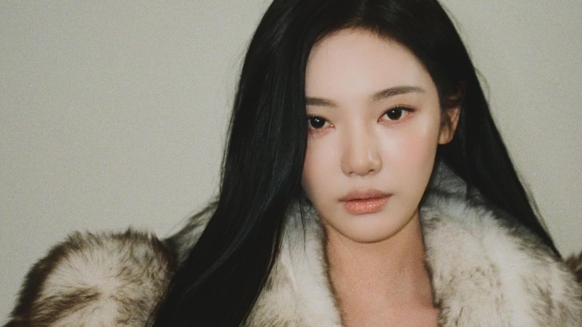 "Don't judge based on a few seconds" - Fans defend aespa's Ningning after viral fanmeet clip sparks "jealousy" claims