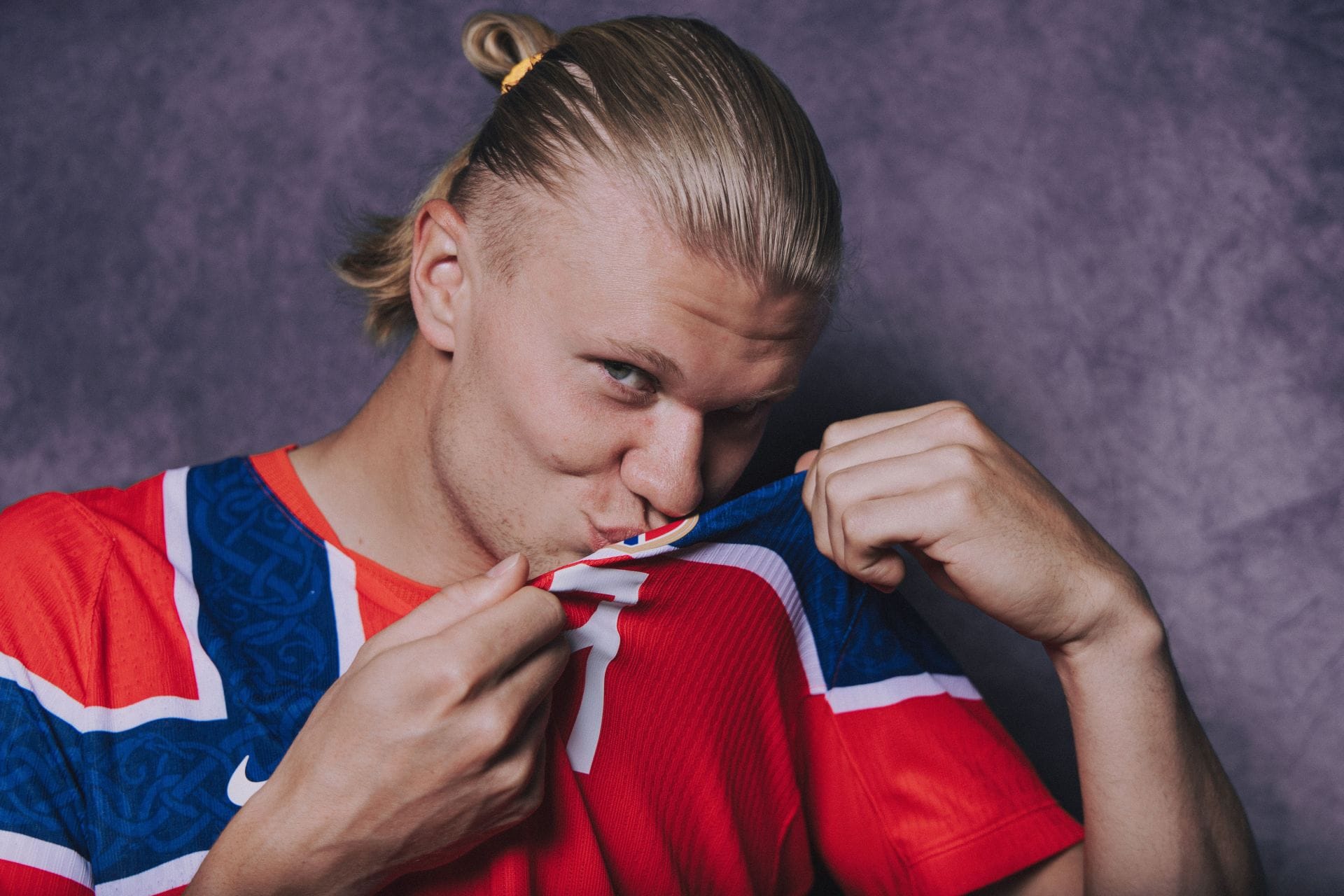 Erling Haaland's gesture wins hearts as he sends message to parents of 6-year-old football fan who died tragically in car accident