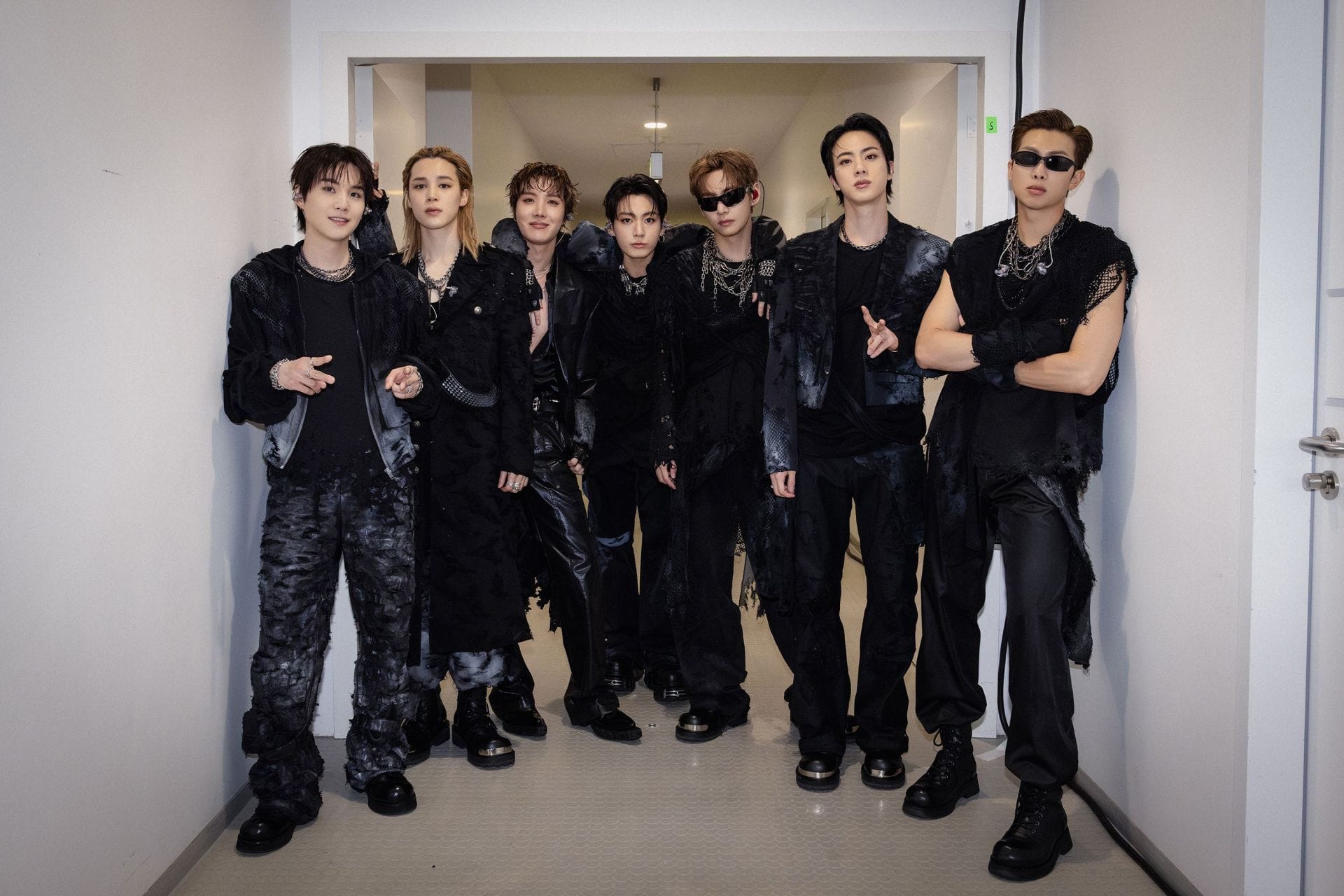 "Backbone of KPop" - Fans react after Billboard calls BTS' Grammy decision a "blow to prestige"; group trends with over 2 million posts on X