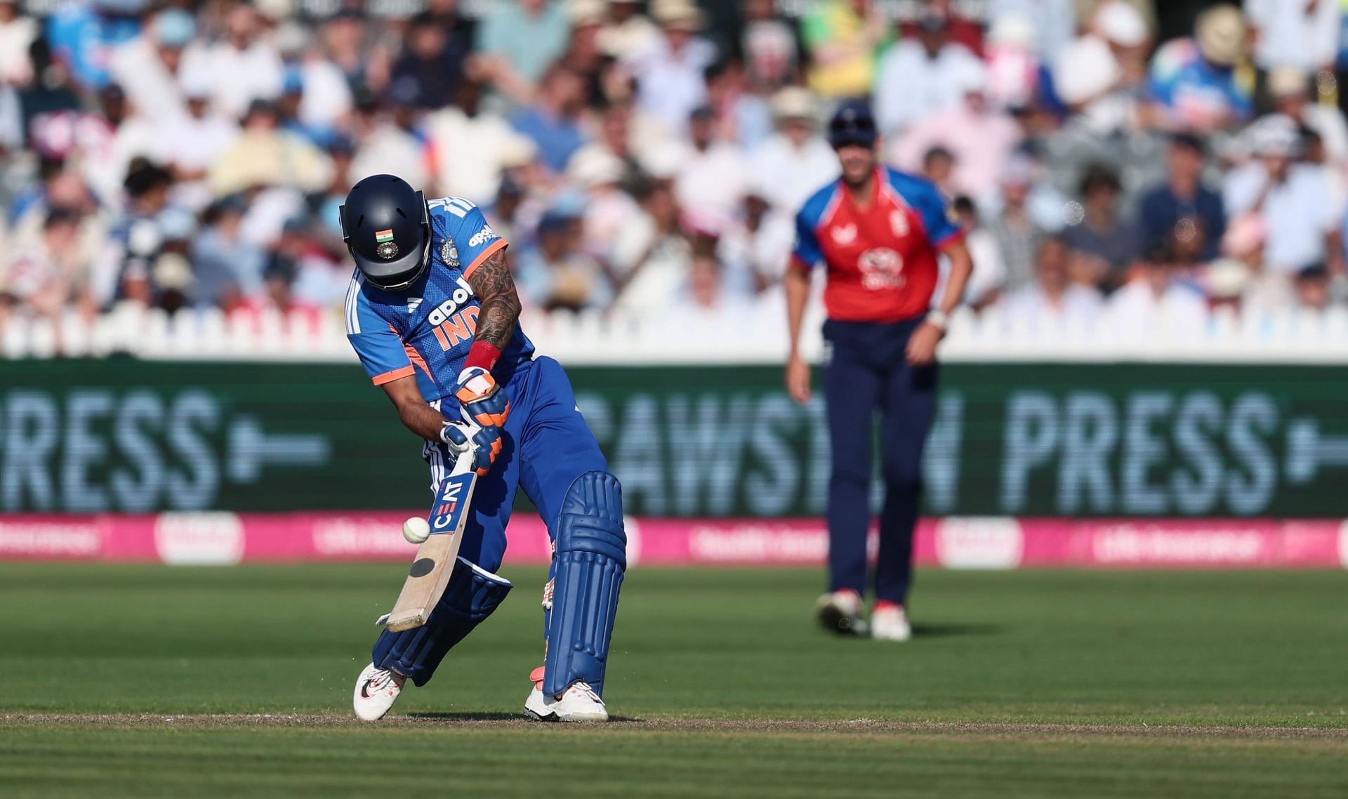 Shreyas Iyer swings hard only to get a leading edge and walks back for 28 in ENG vs IND 2026 5th T20I