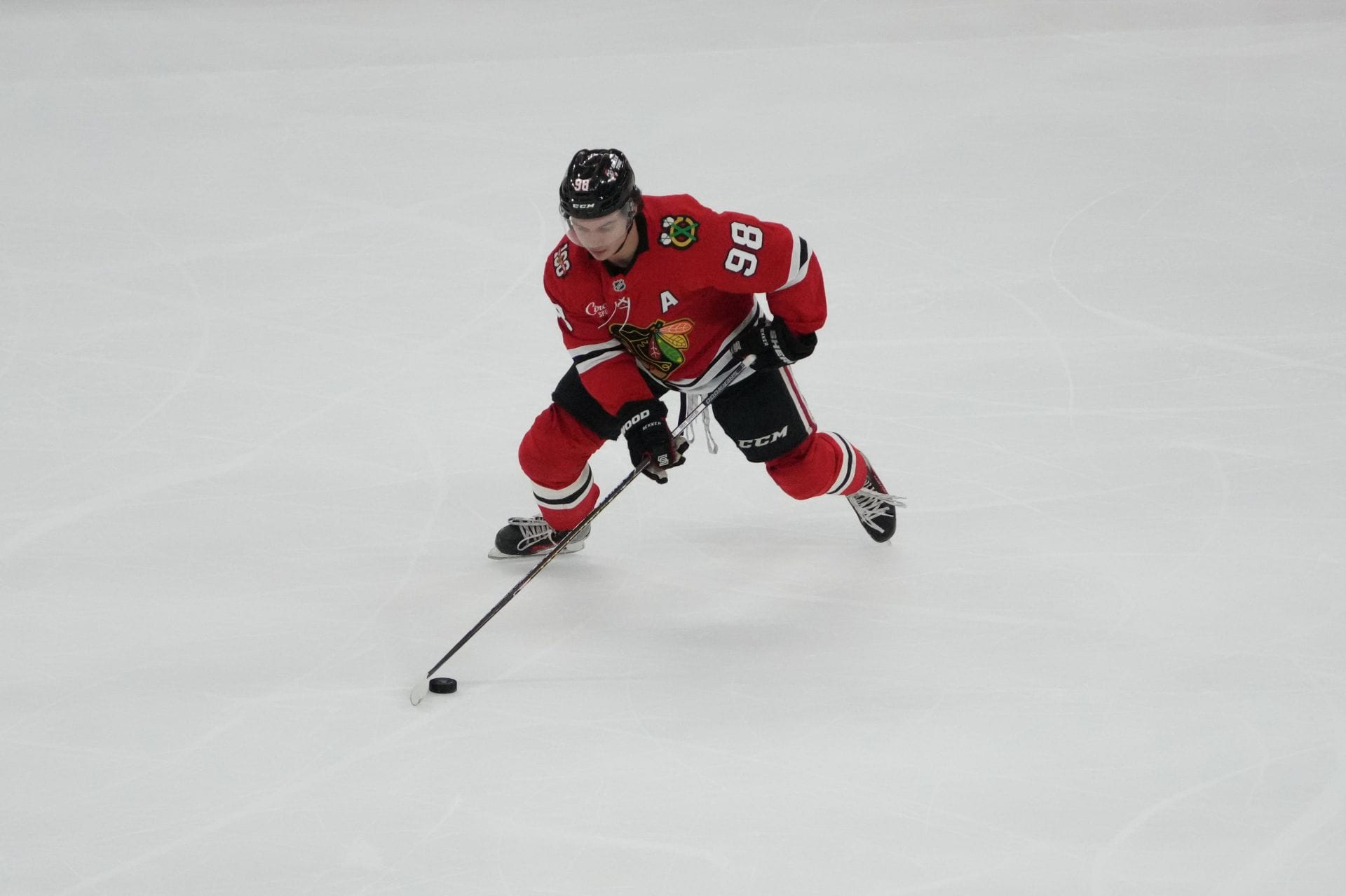 "What rotten luck for this kid"- NHL fans worried as Connor Bedard suffers concerning injury during offseason skate
