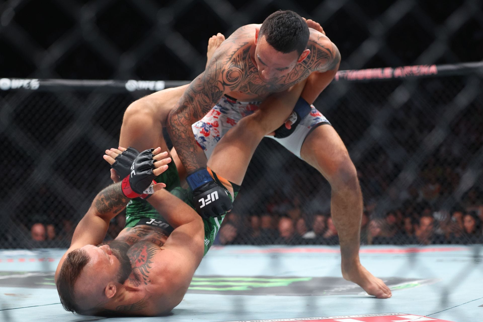 [Watch] Max Holloway's son brutally roasts Conor McGregor after Irishman's UFC 329 loss