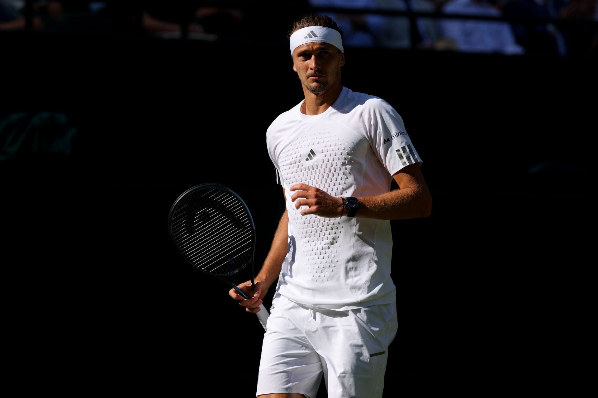 "Shameful & ridiculous" - Wimbledon under fire from fans for Zverev vs Lehecka schedule as curfew threatens chaos before QF