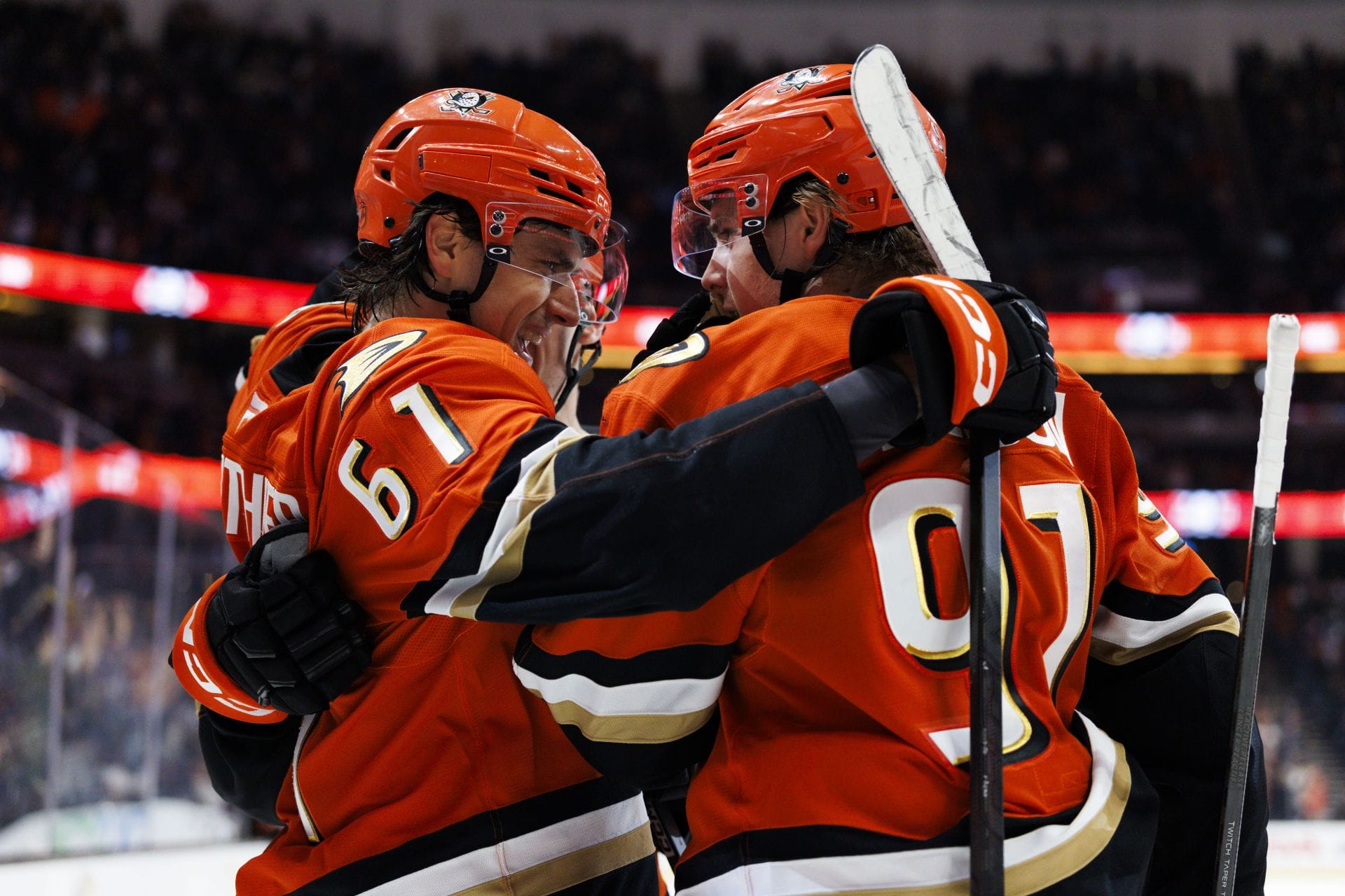 NHL insider hints Cutter Gauthier's next contract could top Leo Carlsson's $18M AAV offer sheet deal 