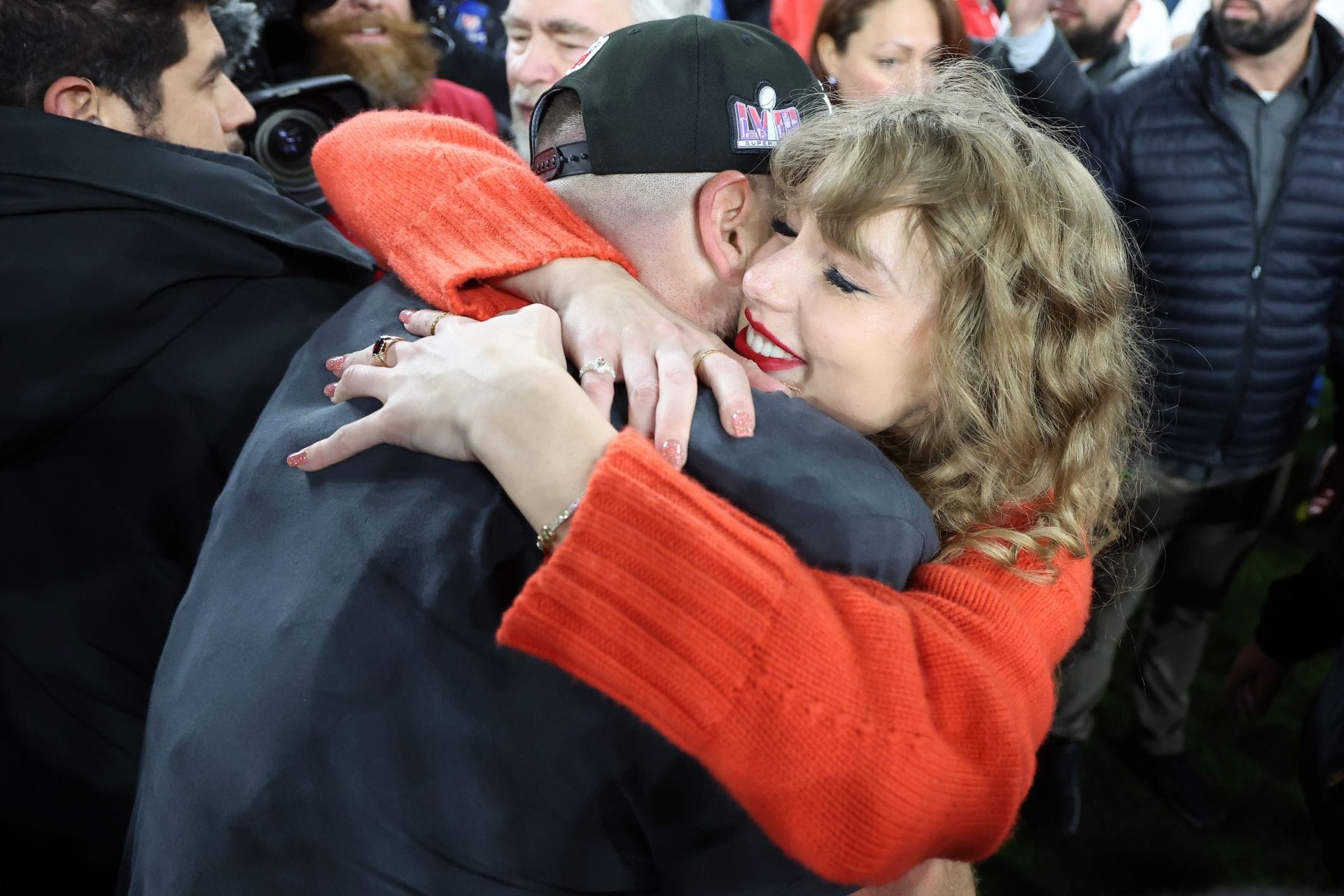 "Costing NYC taxpayers over $160,000": Taylor Swift gets called out for shutting down streets in New York for special wedding with Travis Kelce