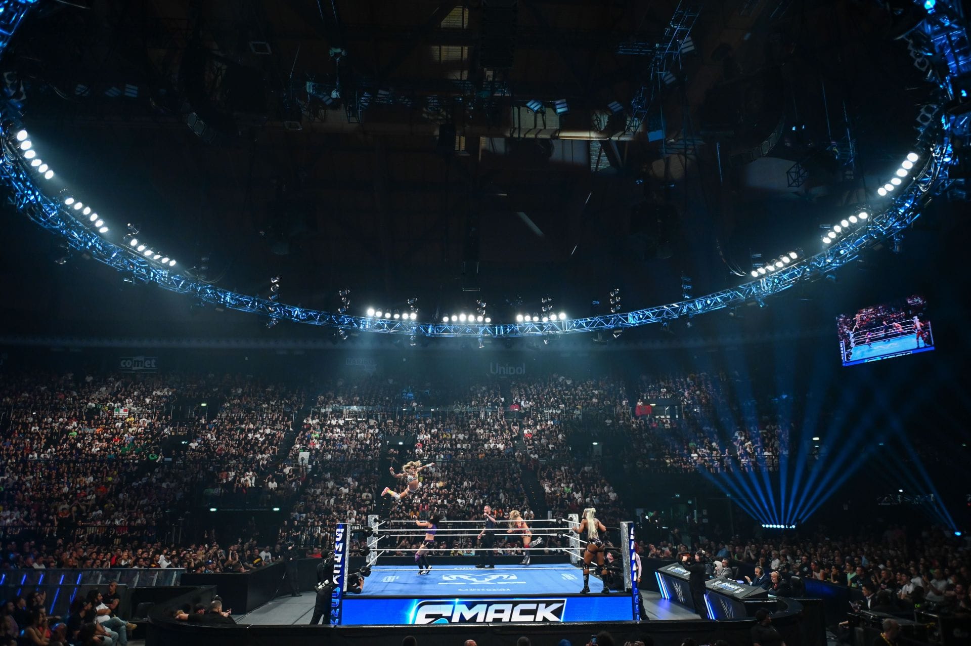 What time does WWE SmackDown start tonight? US, UK, India & more (July 3, 2026)