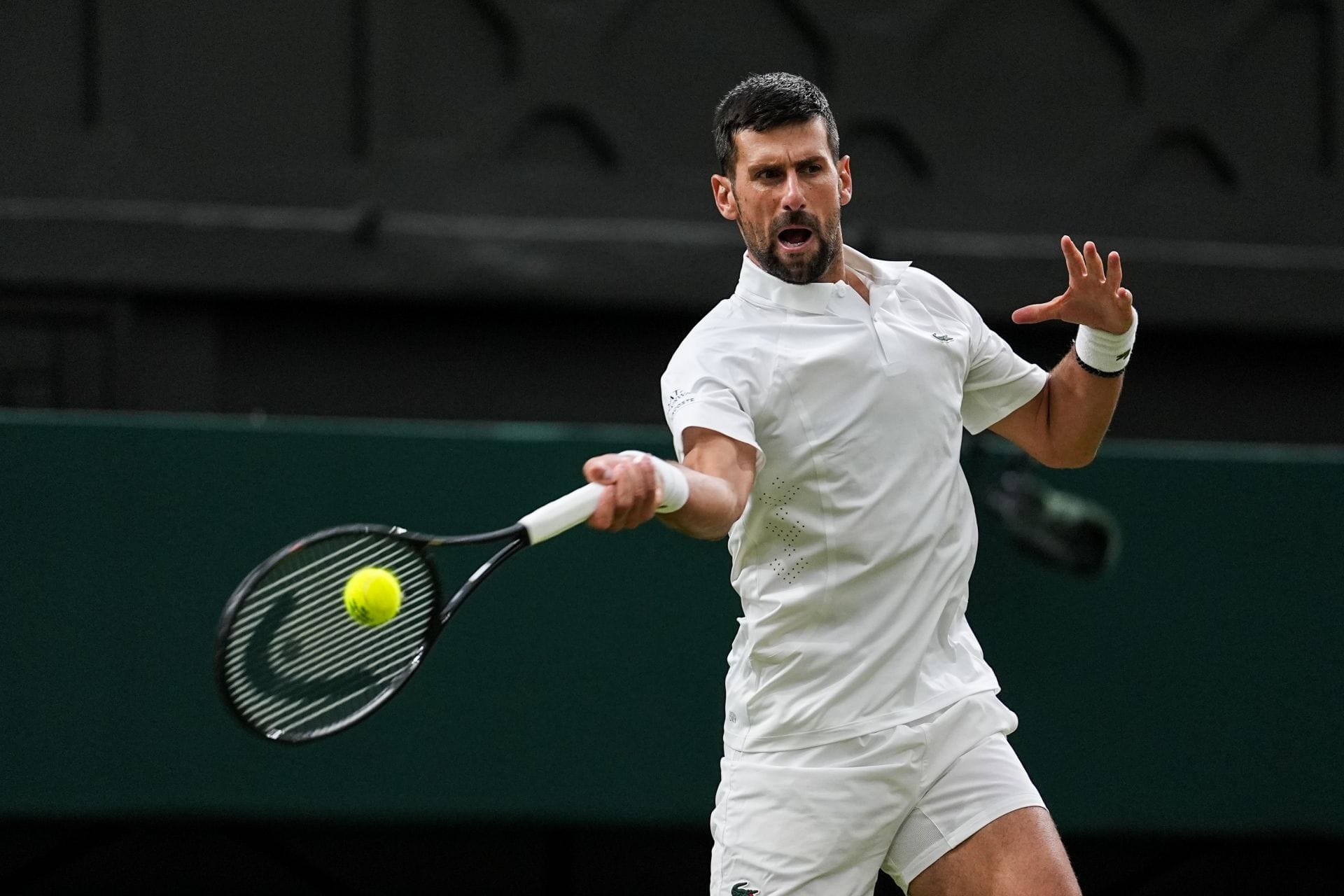 Novak Djokovic da Sérvia no The Championships Wimbledon 2026 em Londres, Inglaterra. (Foto de Getty Images)