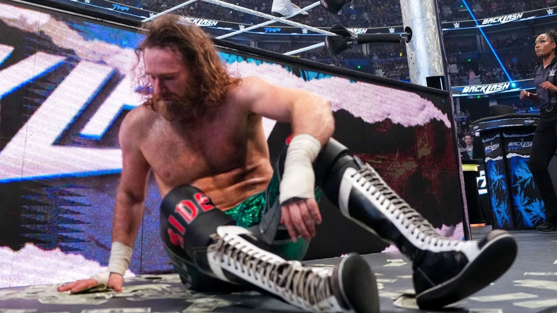 3 Indications Sami Zayn is getting back with the Bloodline after losing Undisputed WWE Title