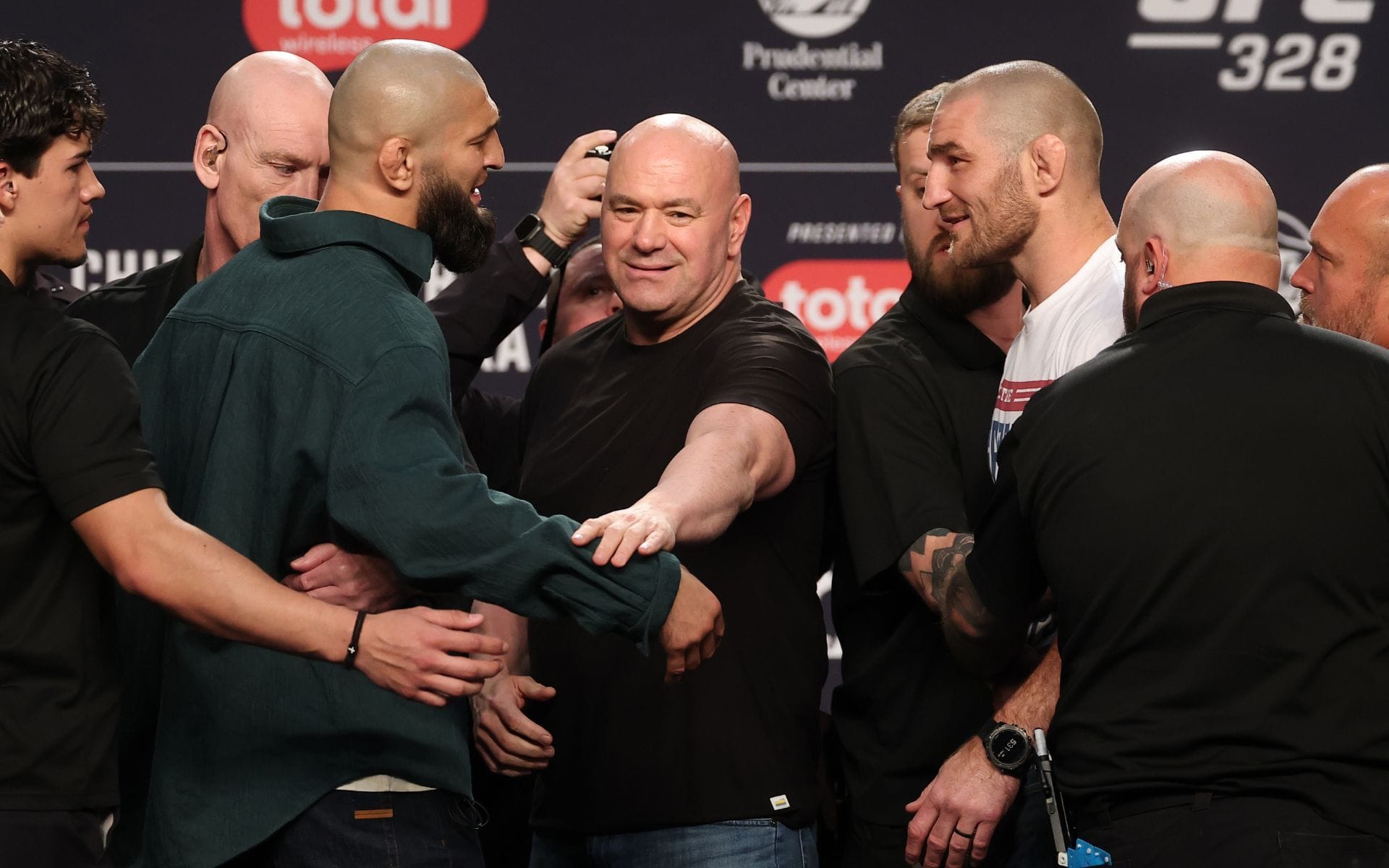 "Don't cry like a girl" - Khamzat Chimaev brands Sean Strickland a "coward" after the UFC middleweight champion's weight-cut dig