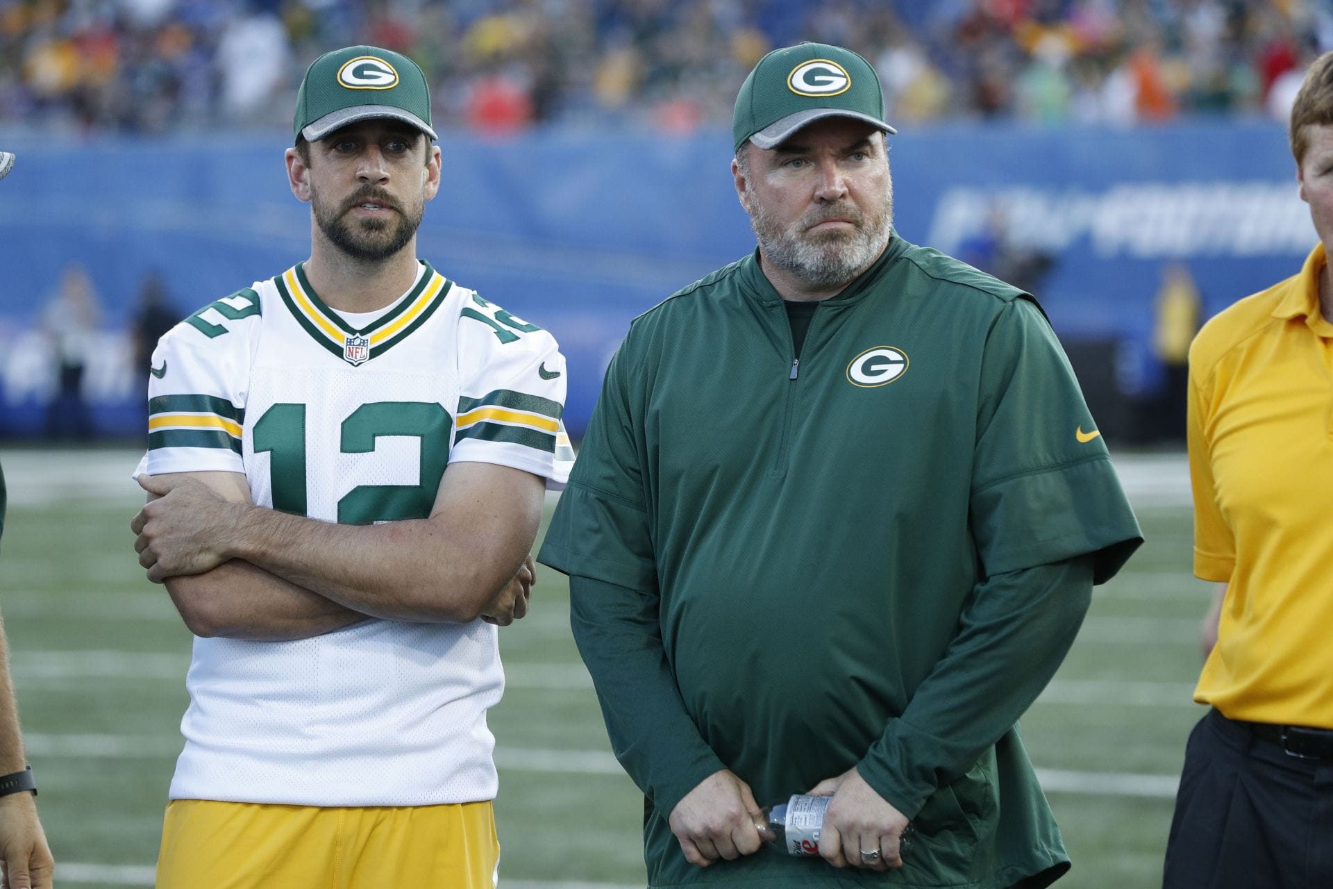 "They might fistfight each other on the sideline this year": Packers analyst reacts as Aaron Rodgers reveals Mike McCarthy using similar 2018 playbook