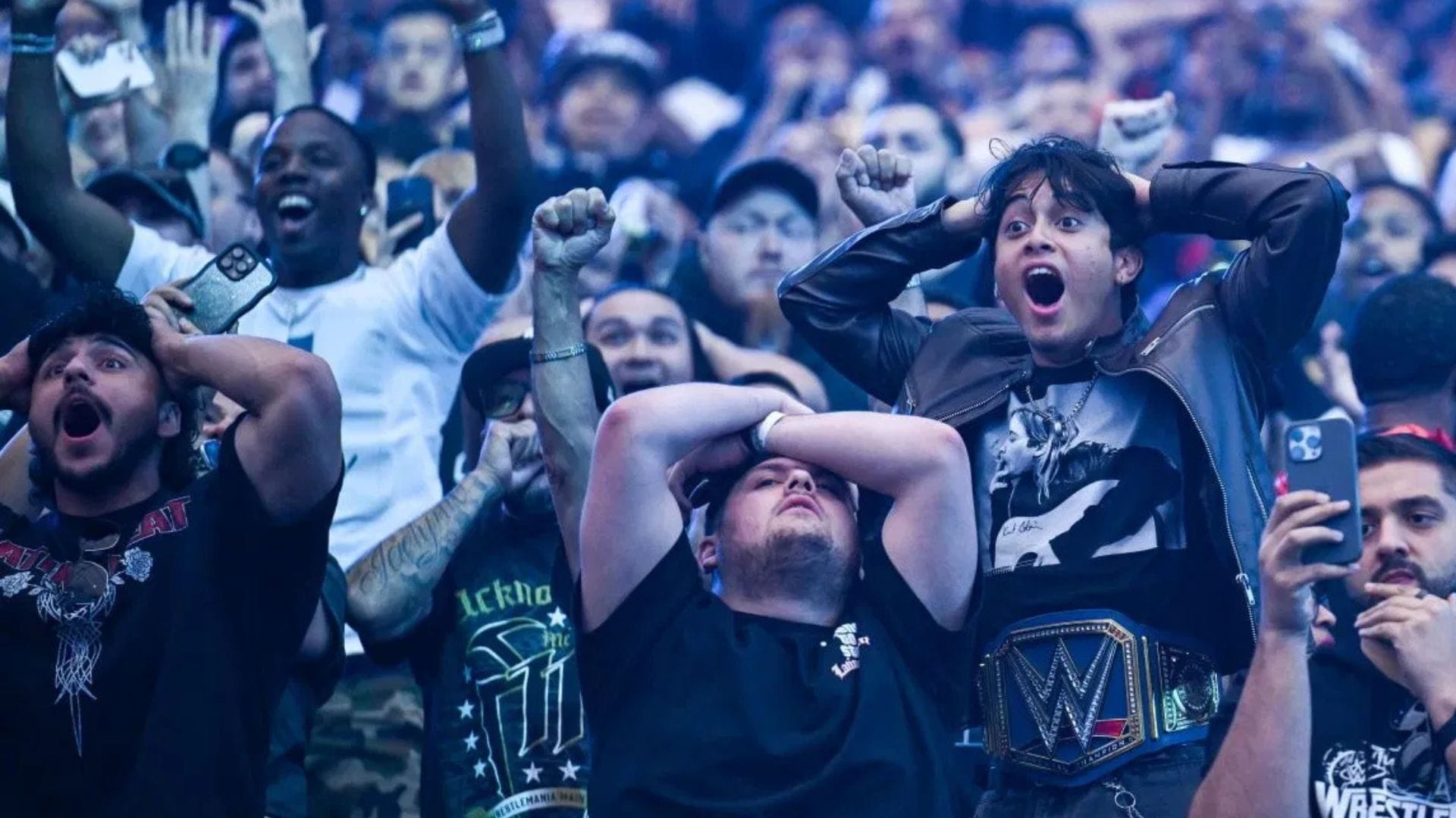 “Just gonna leave this here!!!” - Former WWE Champion drops massive offer on social media