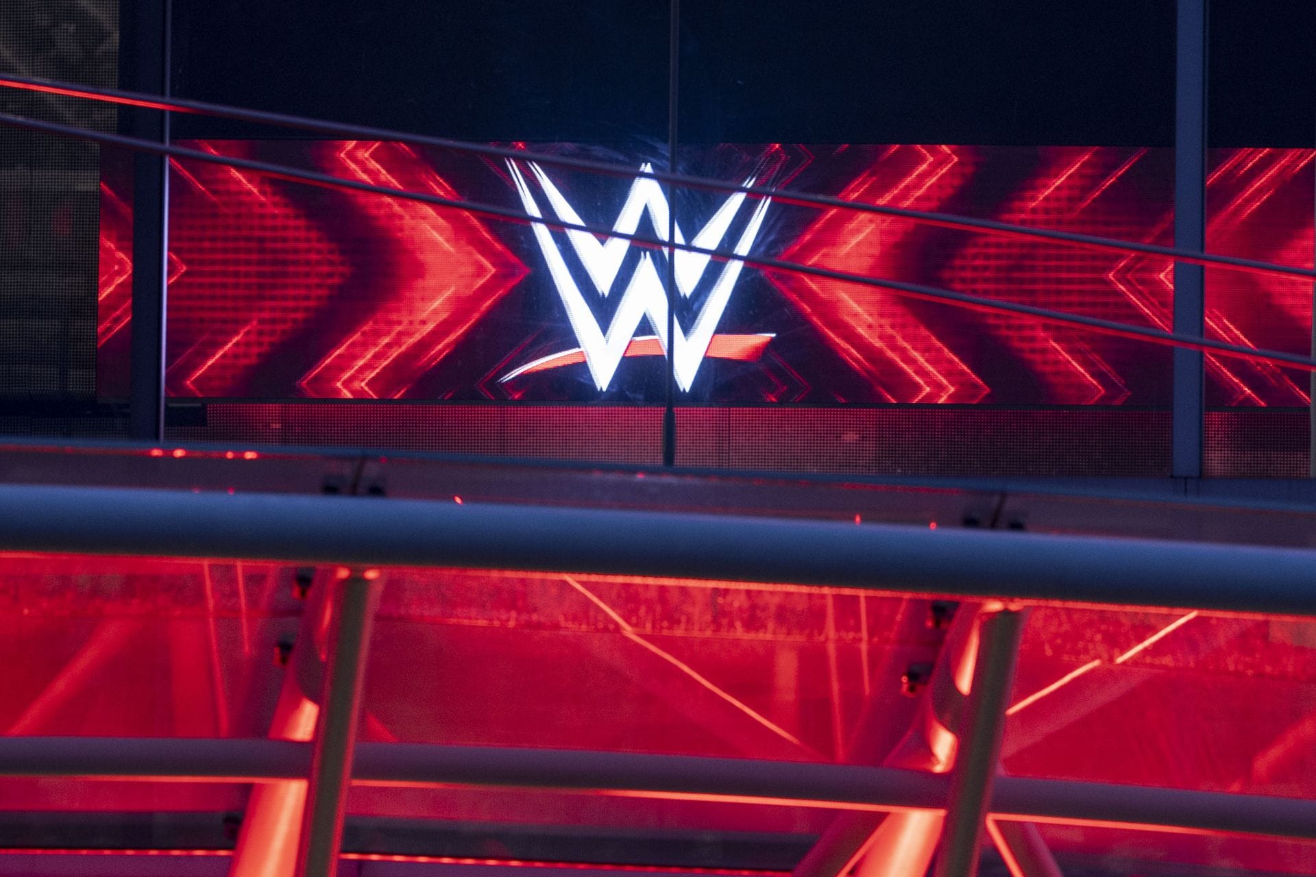 Departing WWE star confirms his future with major social media change