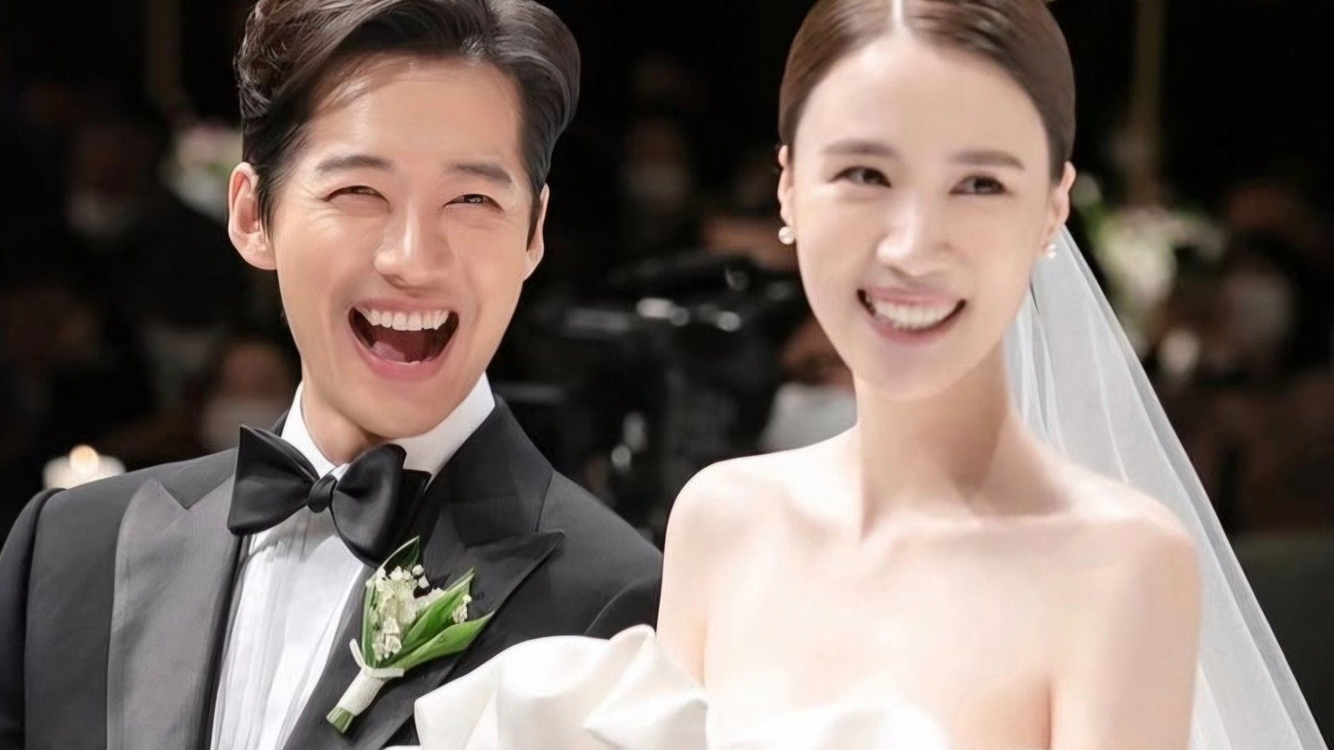 "Congratulations to both of them" - Fans celebrate as Namkoong Min and Jin A-reum welcome their first son