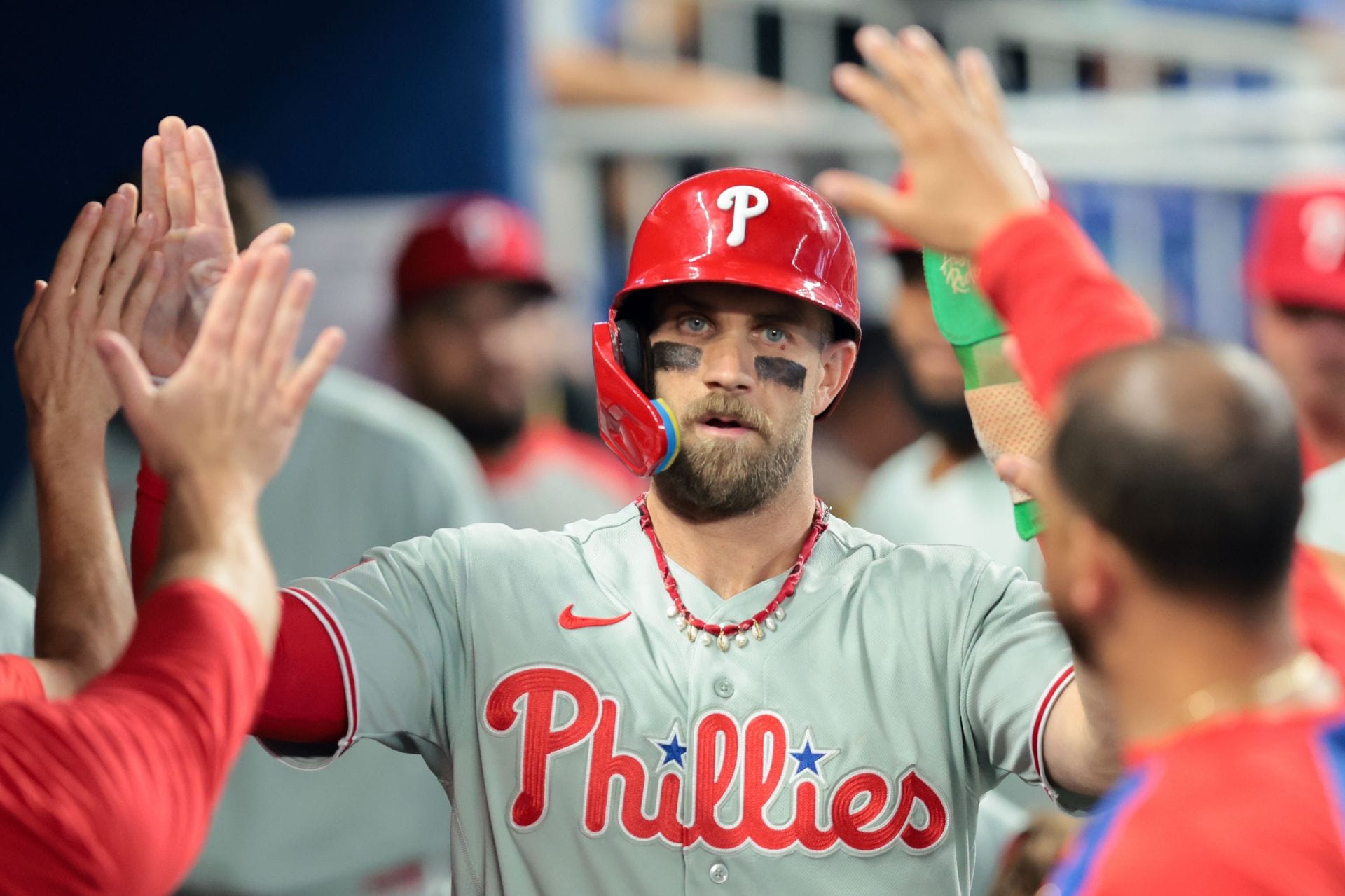 "Bryce Harper is not an elite player anymore" - Philadelphia sportscaster weighs in on $330M superstar calls for Phillies reinforcements
