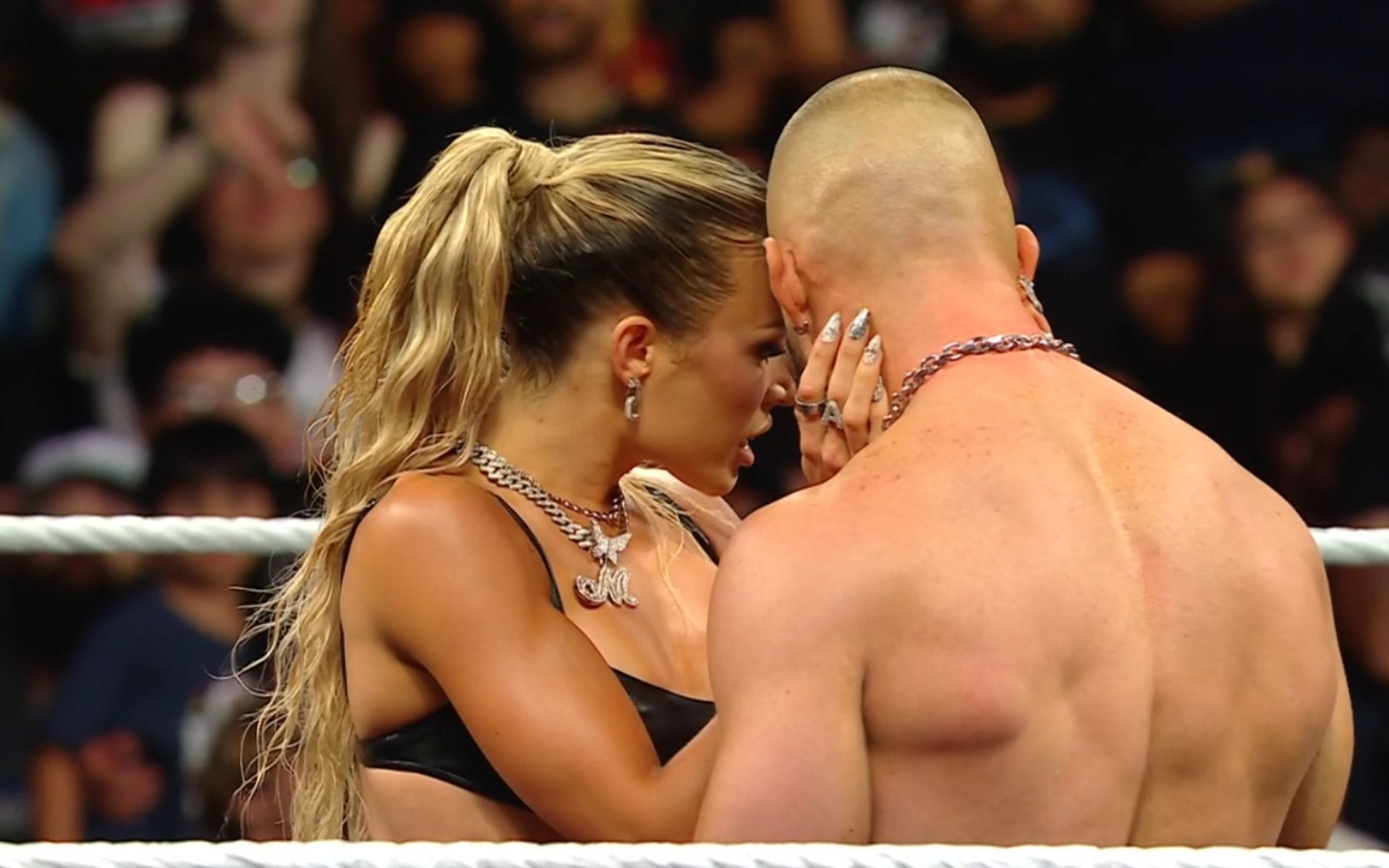 Heartbreaking moment on WWE RAW as Maxxine Dupri commits the ultimate betrayal on beloved 34-year-old star
