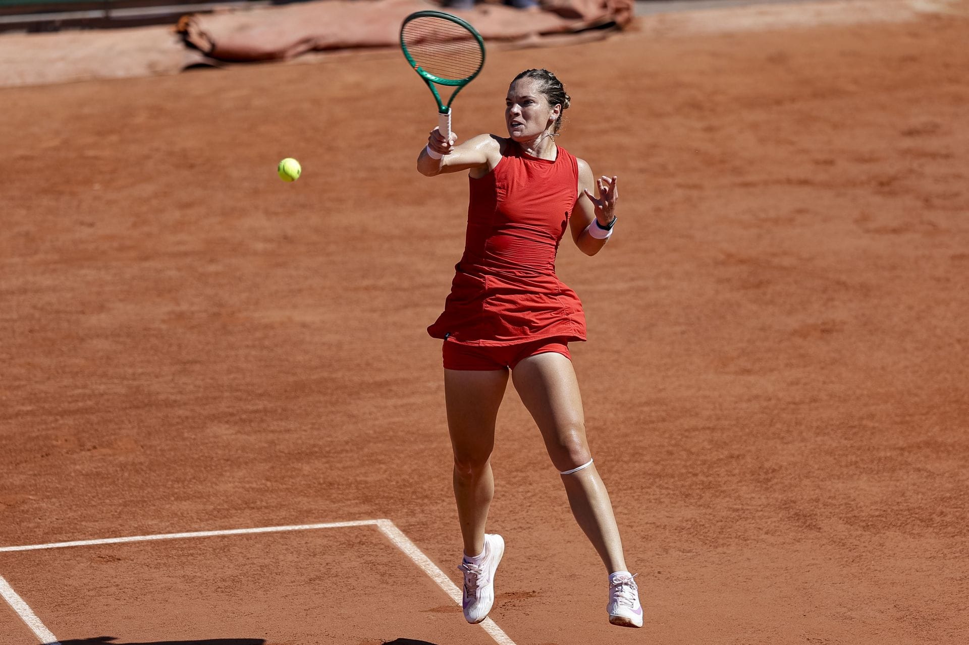 Caty McNally em ação no Aberto da França de 2026 (Fonte: Getty)