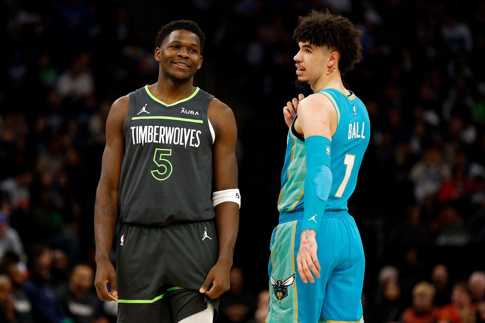 "Ant is about to hit on Melo GF", "He would infect Dog Ant" - NBA Fans Roast Anthony Edwards & LaMelo Ball For Sharing Crib To Build Chemistry