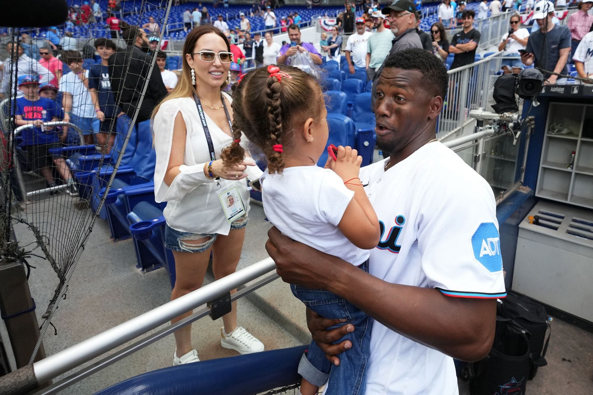 Jorge Soler com sua esposa, Leydis, e filha, Leysa - Fonte: Getty