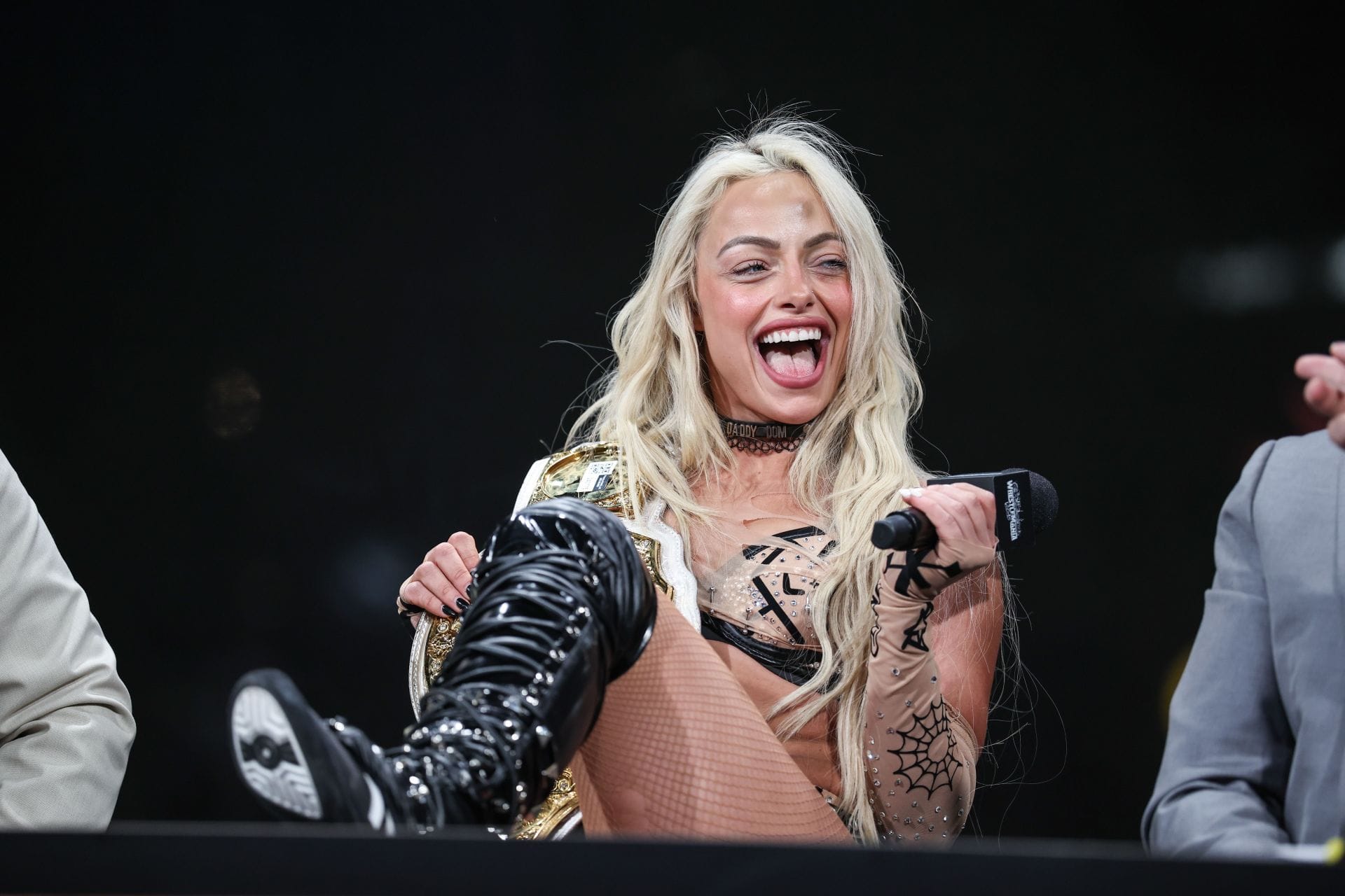 BREAKING: Liv Morgan Confirms Dating Rumors By K*ssing Her New Boyfriend; Goes Public With Relationship
