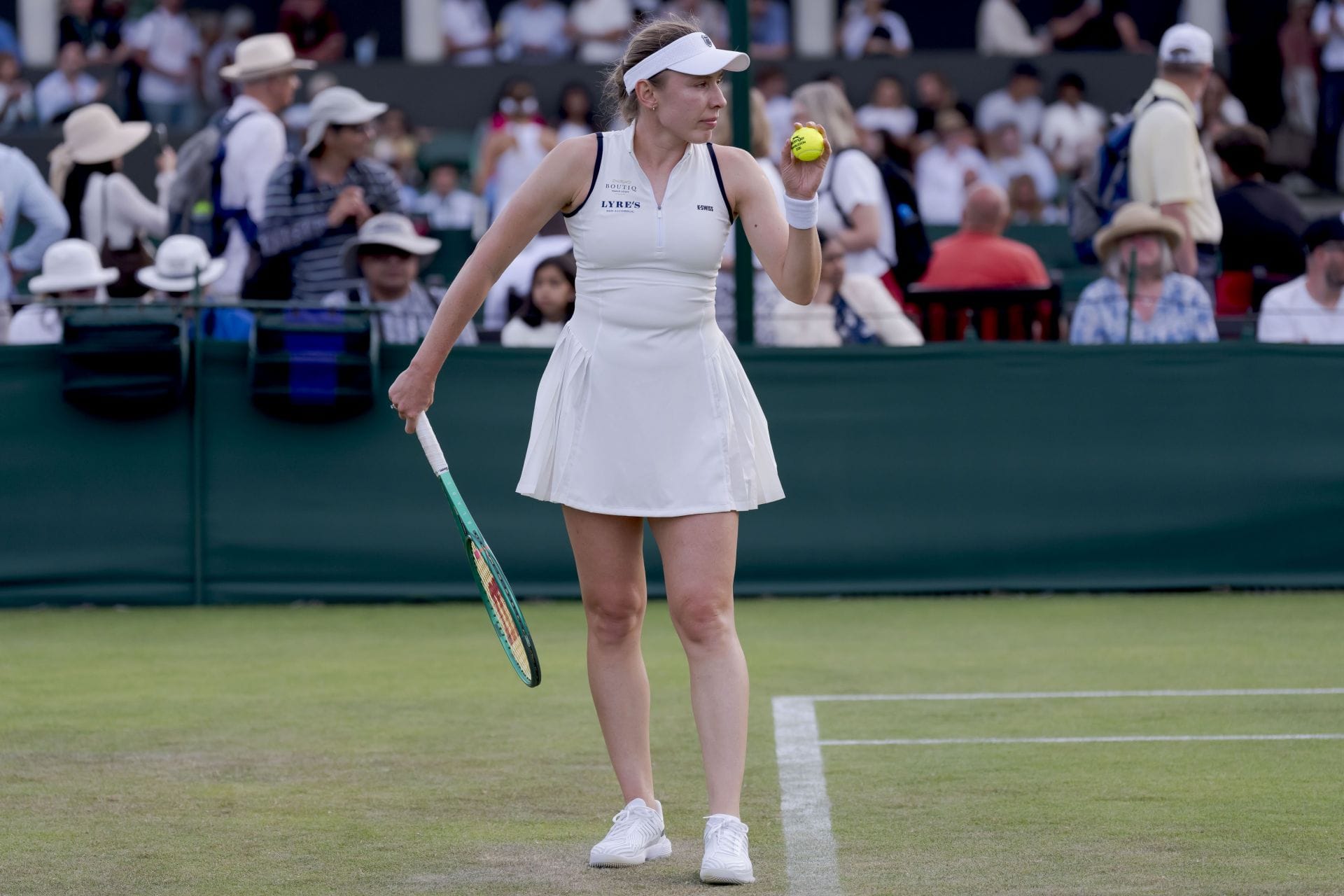 Ekaterina Alexandrova em Wimbledon 2026. (Fonte: Getty)