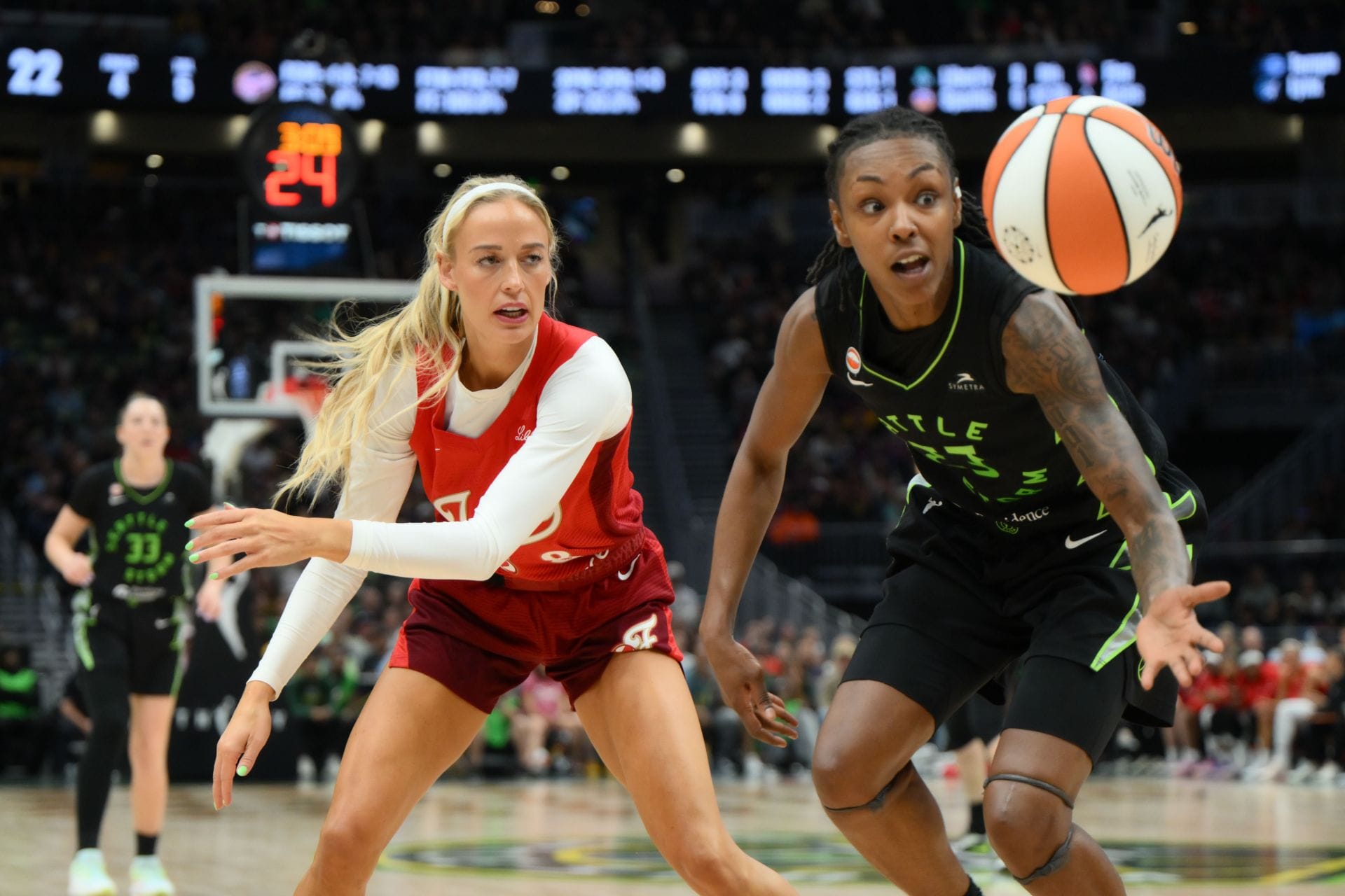 "Well spoken Queen!!! We support you": Fans Laud Sophie Cunningham After She Calls Out Storm Co-Owner For Heckling Girls Who Supported Her 