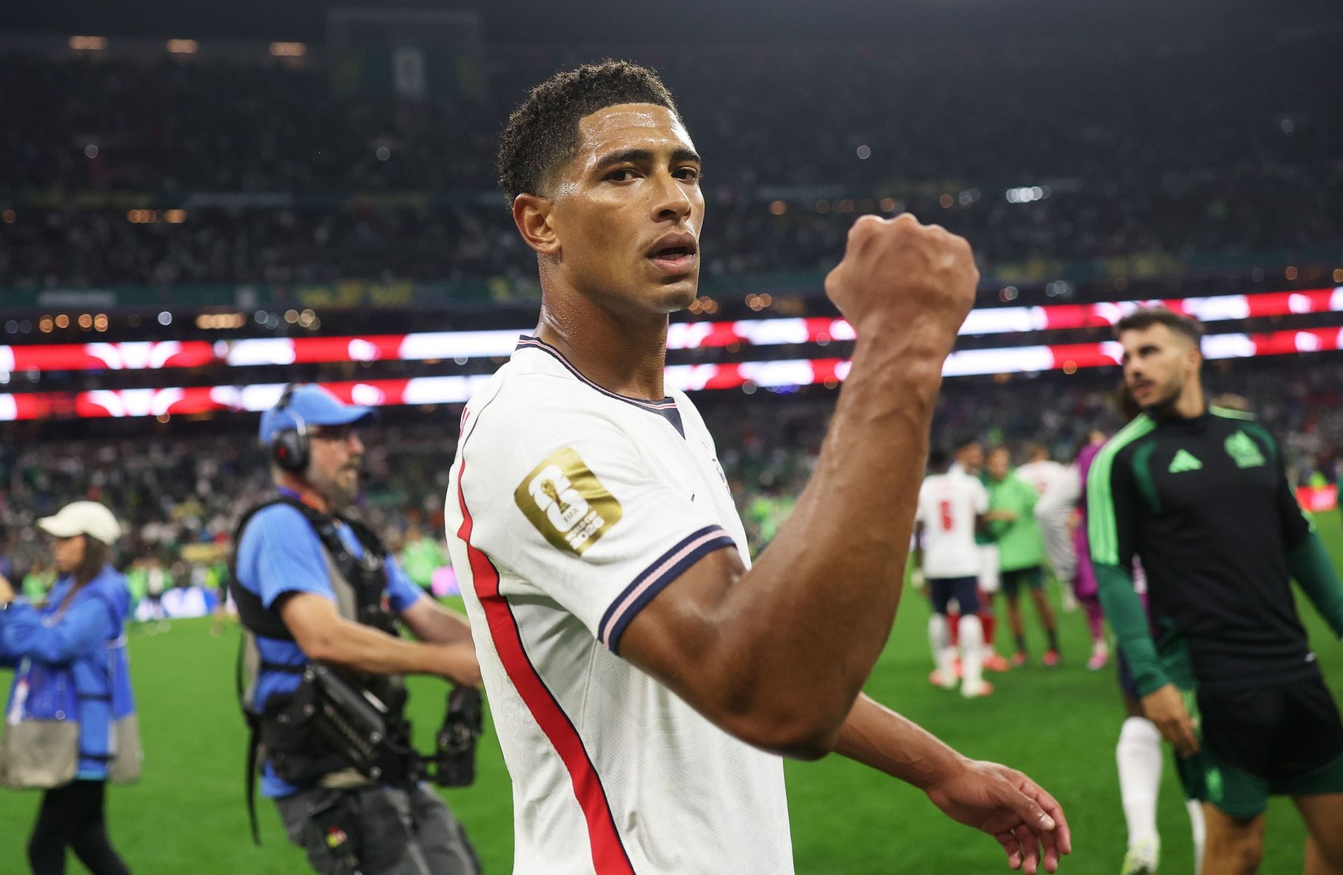 "That's what this team's about" - Jude Bellingham reacts after starring for England in FIFA World Cup Ro16 win over Mexico