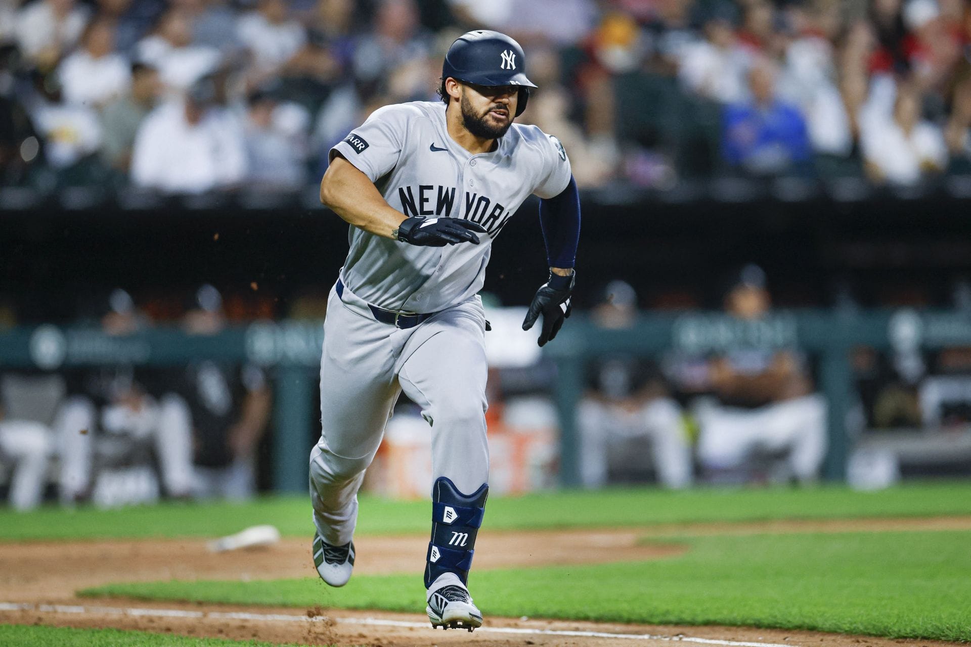 "Rocks for brains" - Fans pile on Jasson Dominguez after costly baserunning blunder in Yankees' loss to White Sox