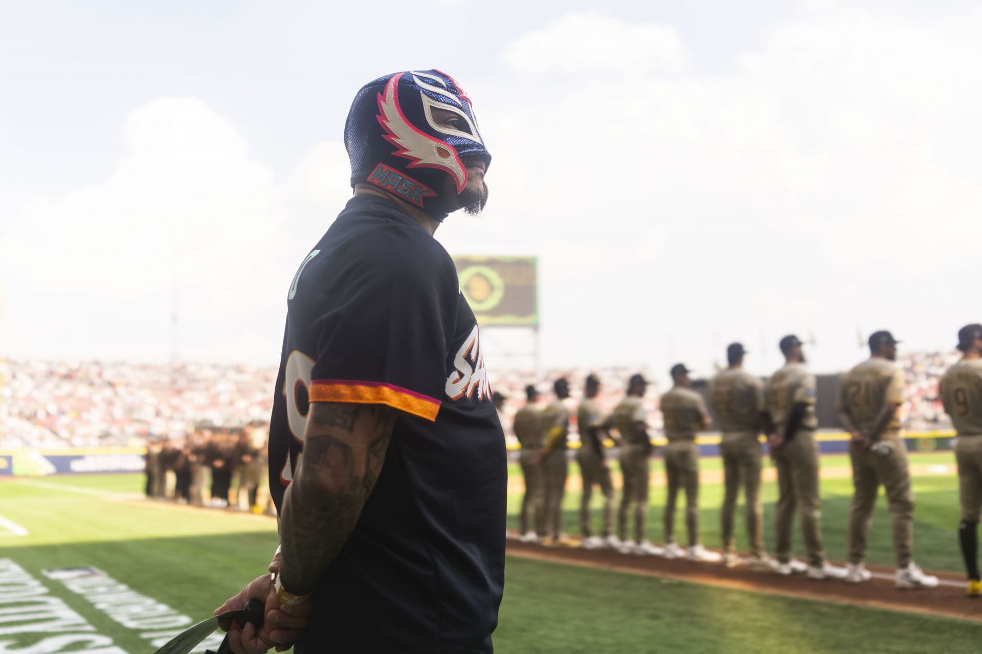 Rey Mysterio is actually trying to bring top megastar back to WWE after over 3 years - reports